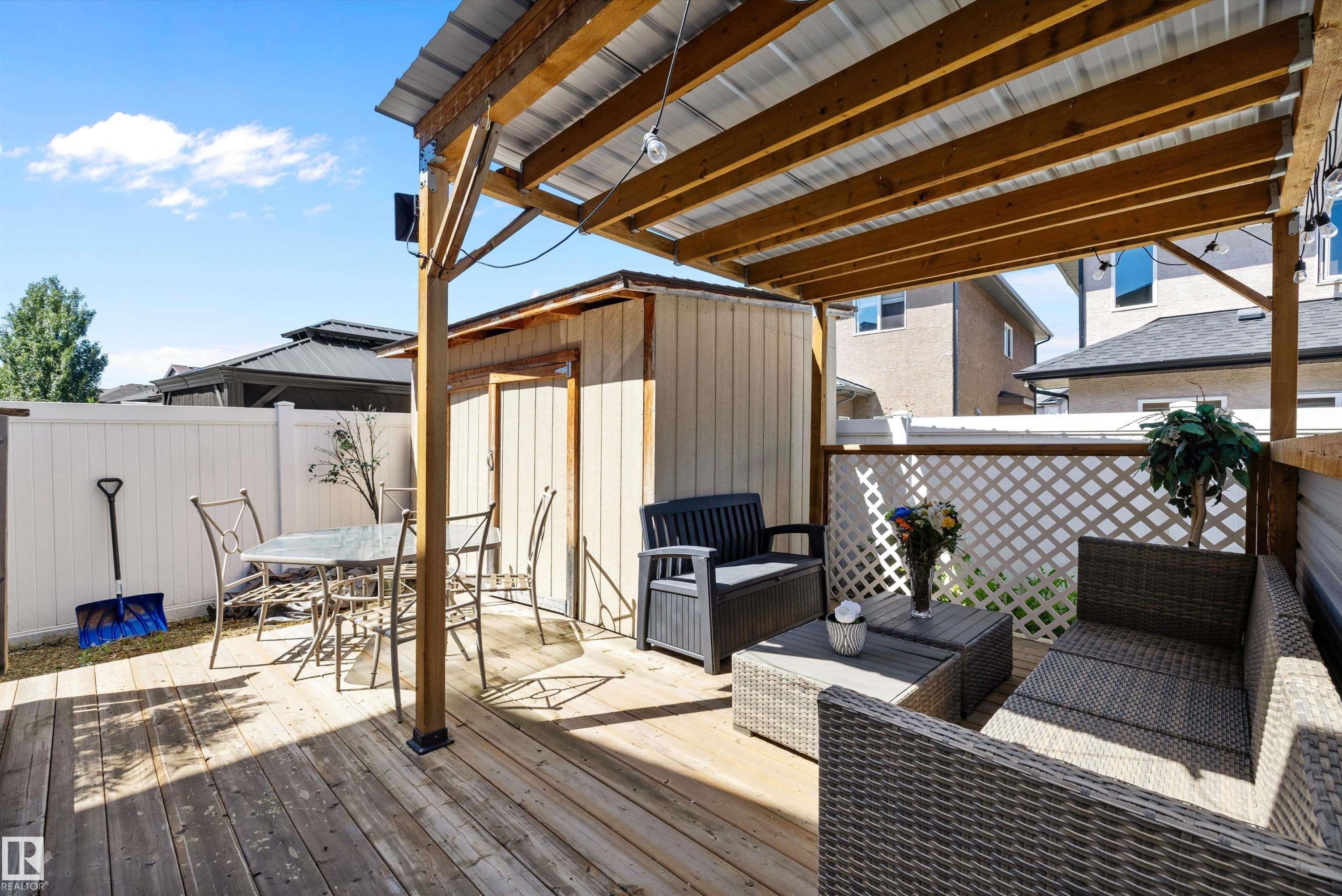 16742 61 Street, Edmonton, AB