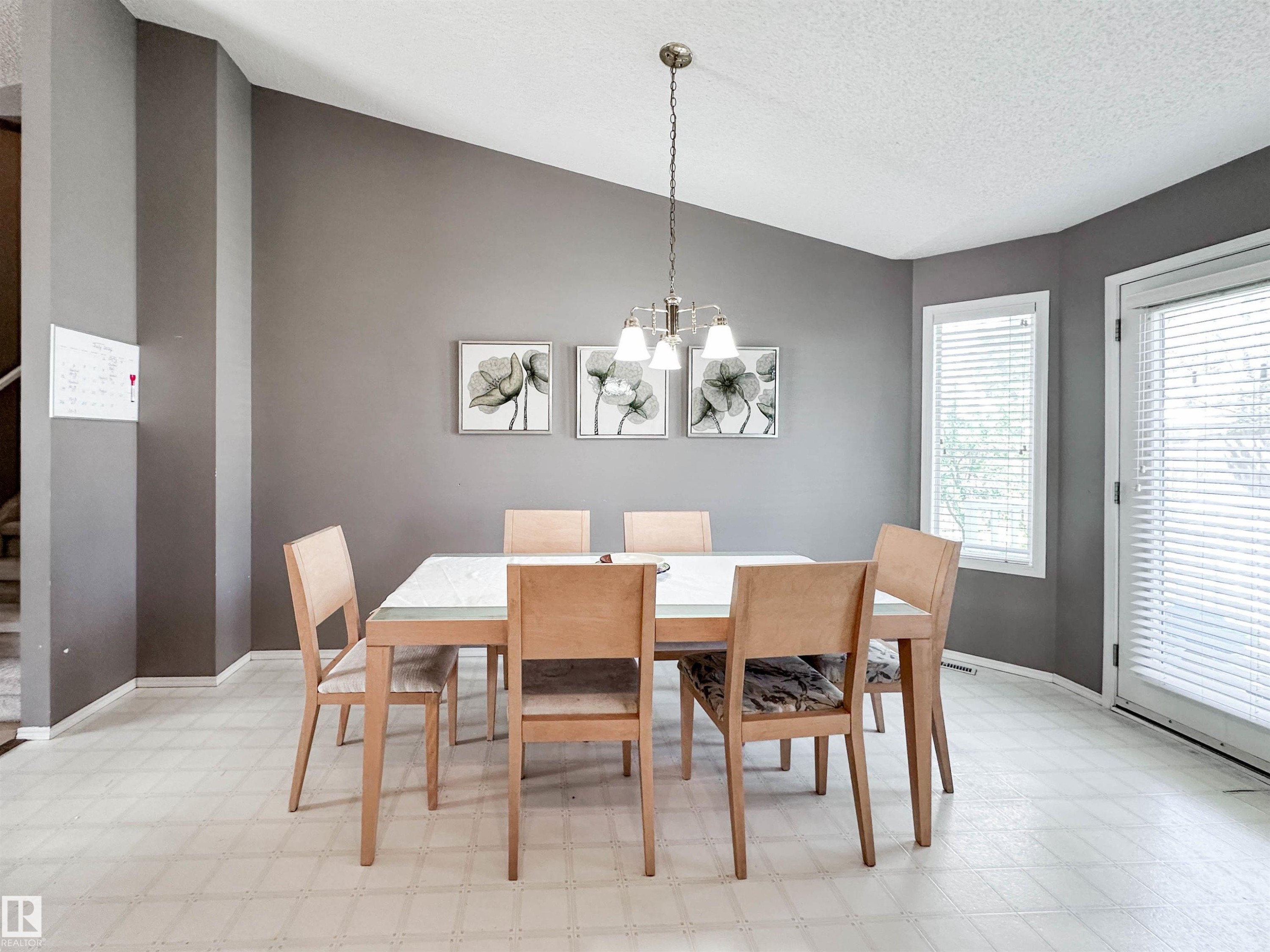 2116 152 Avenue, Edmonton, AB