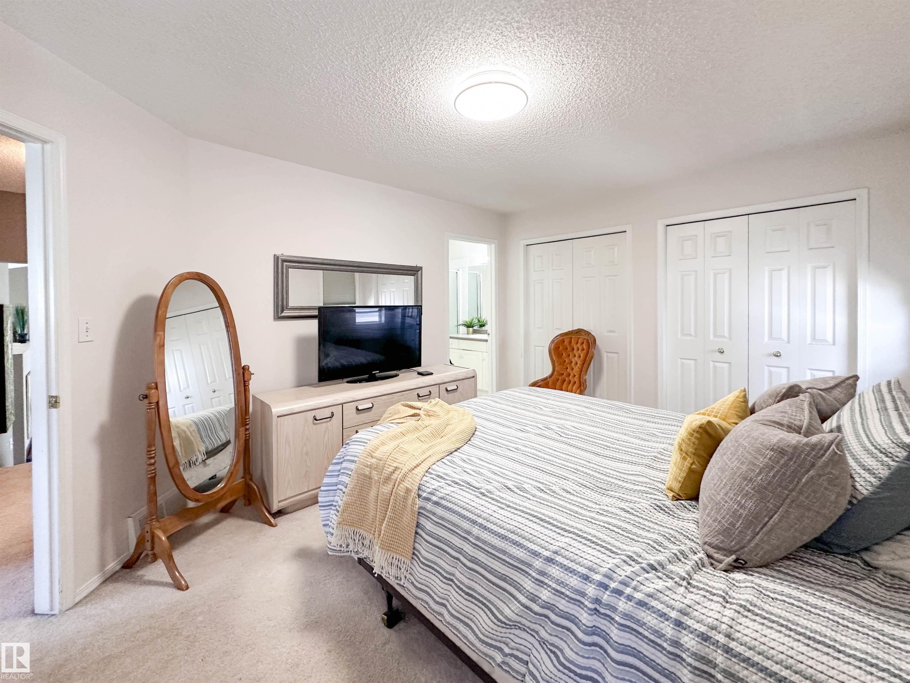 2116 152 Avenue, Edmonton, AB