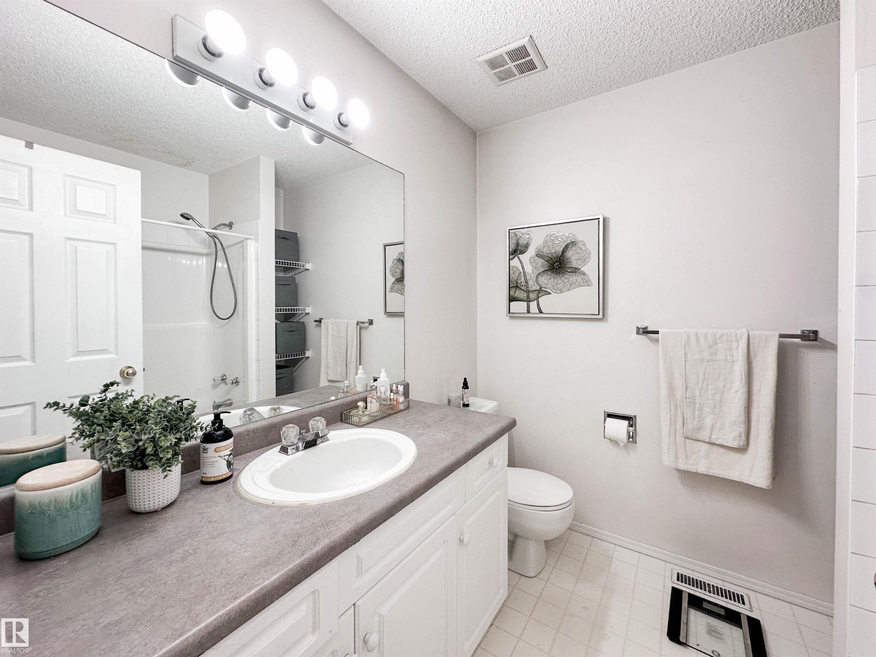 2116 152 Avenue, Edmonton, AB