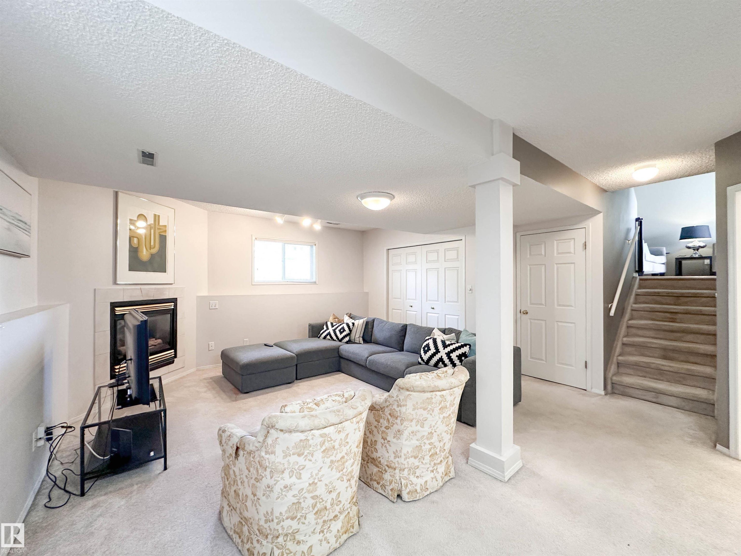 2116 152 Avenue, Edmonton, AB