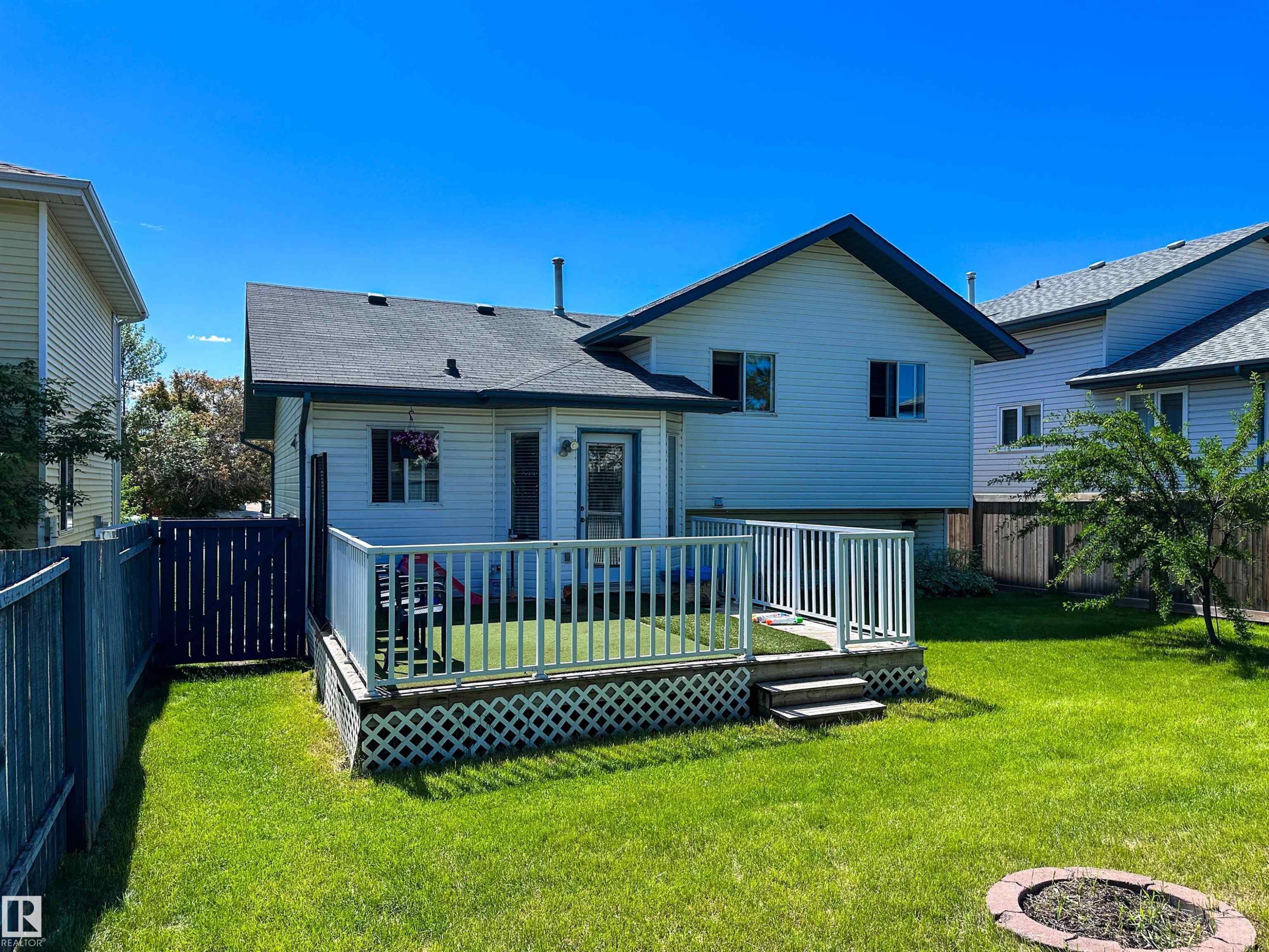 2116 152 Avenue, Edmonton, AB