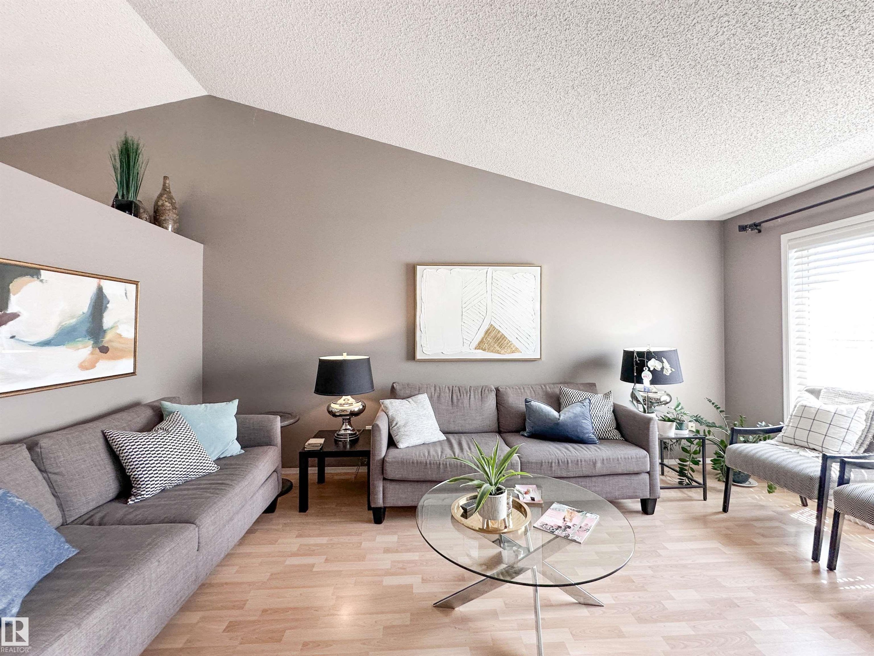2116 152 Avenue, Edmonton, AB