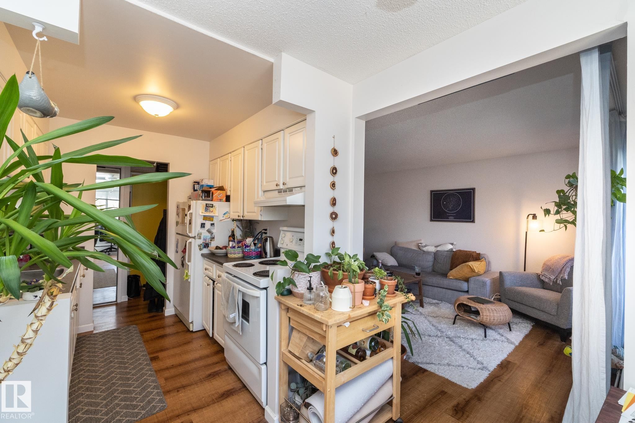 #208 11455 41 Av Nw, Edmonton, AB