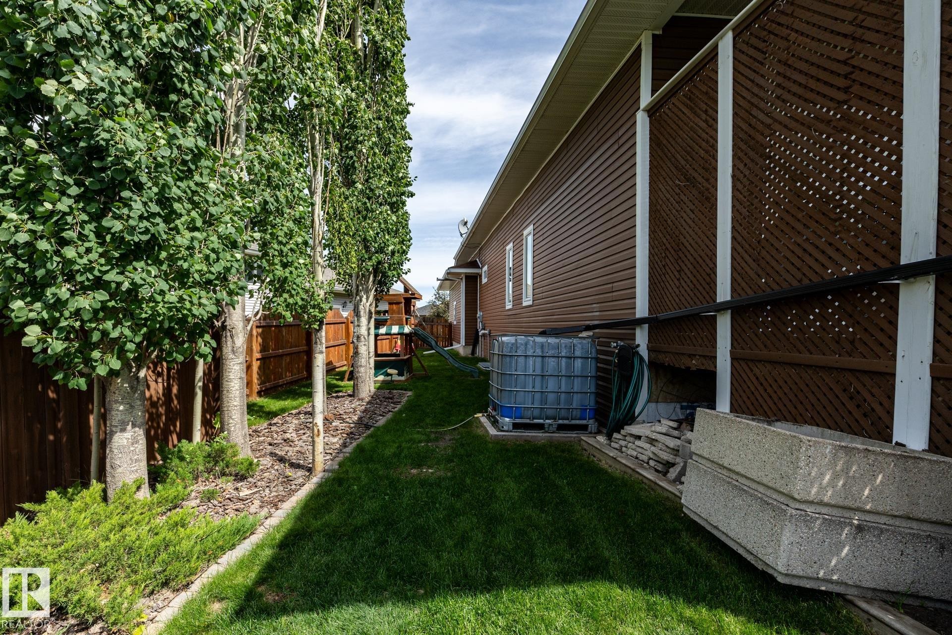 4447 Yeoman Drive, Onoway, AB