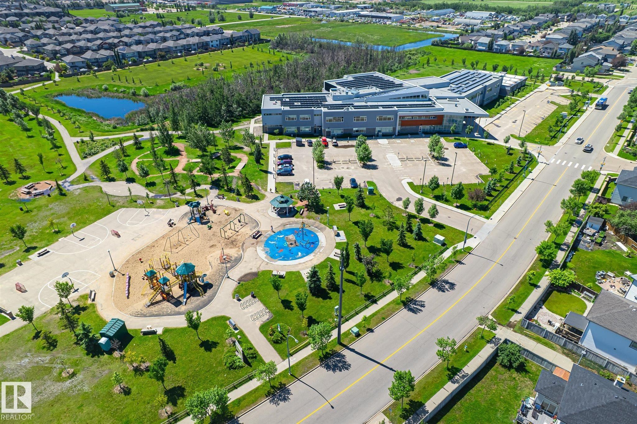 Image quality insufficient for description - 14908 137 Street Nw, Edmonton, AB - Outdoor With View