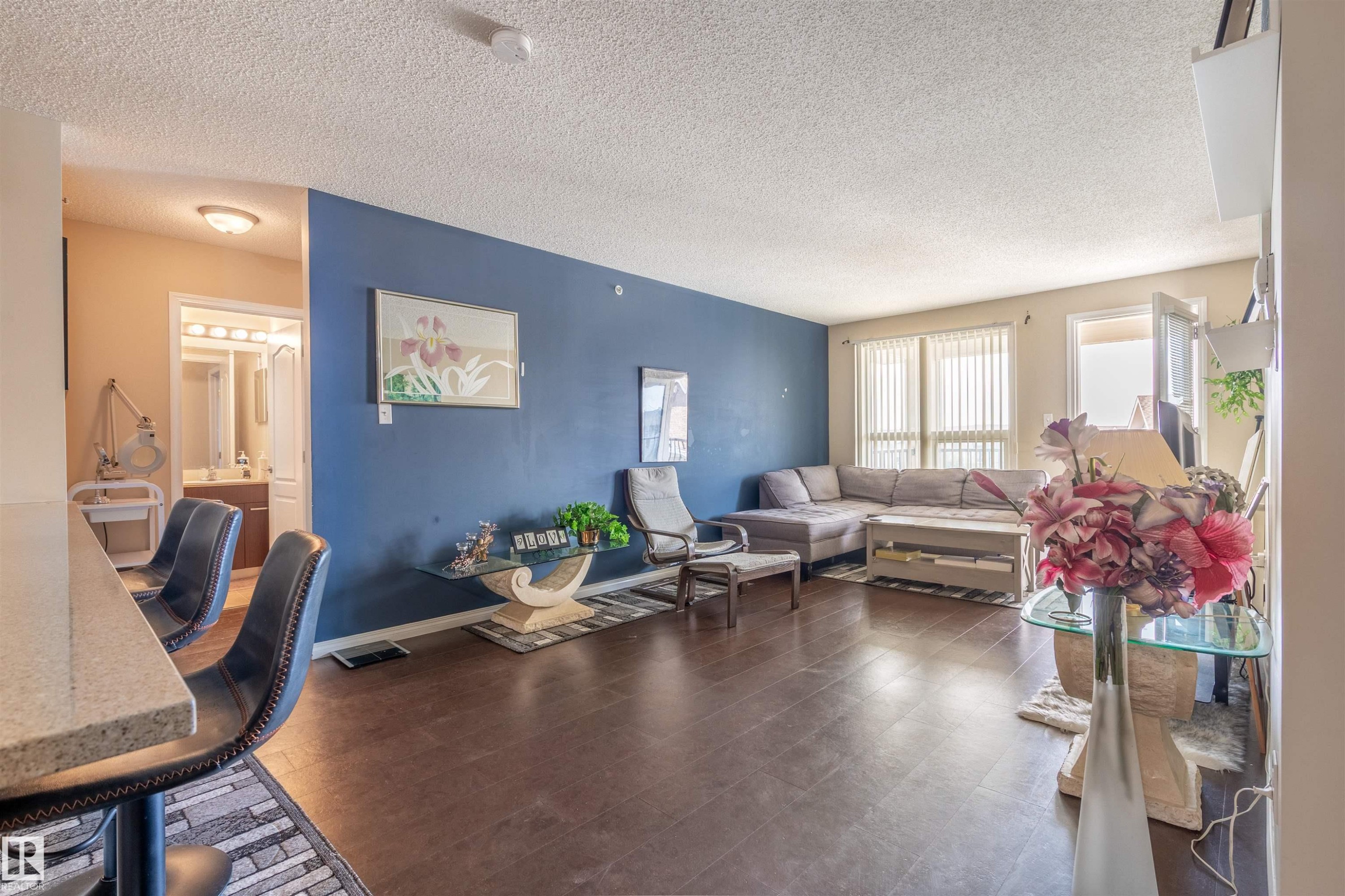 #2401 7343 South Terwillegar Dr Nw, Edmonton, AB - Indoor Photo Showing Living Room