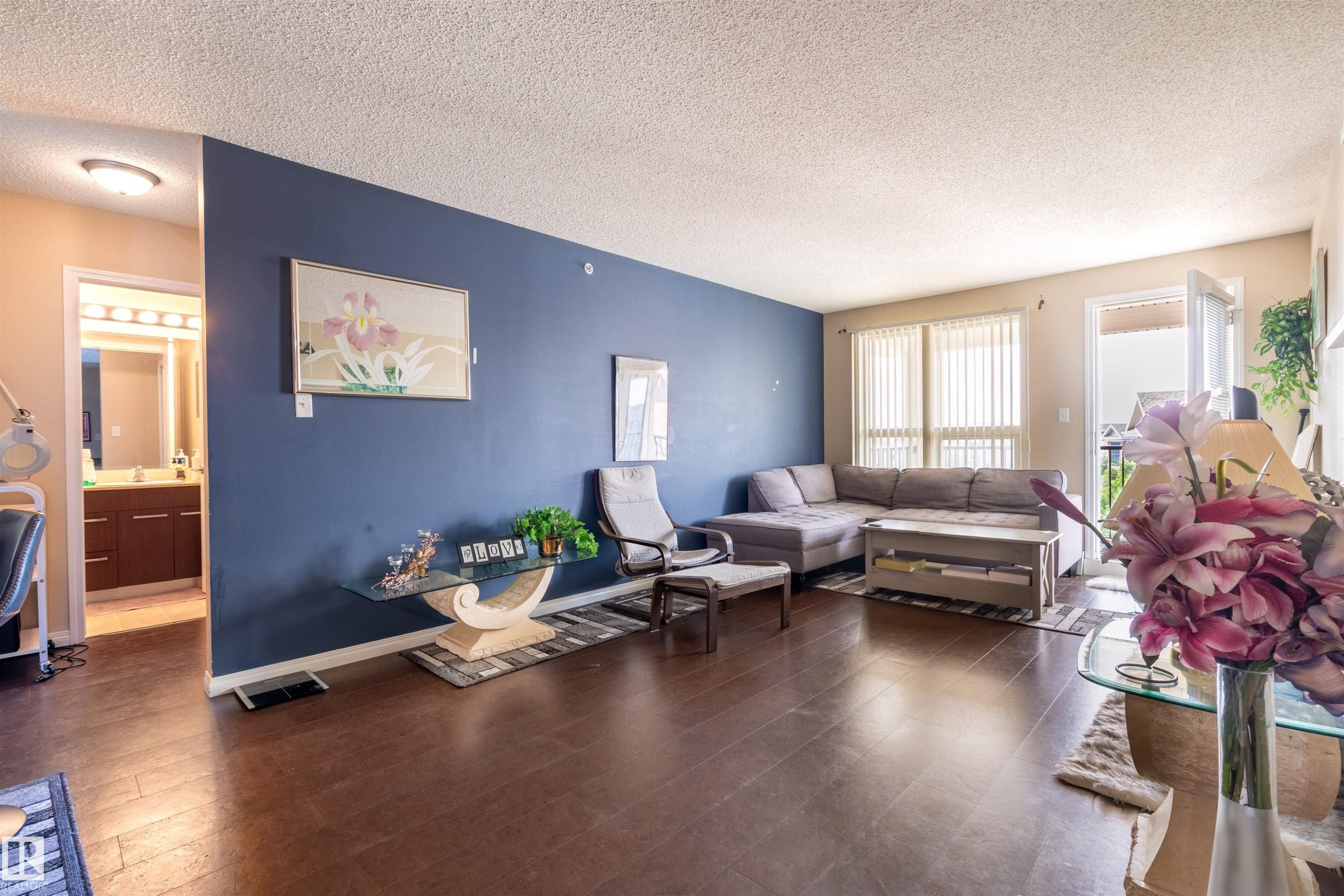 #2401 7343 South Terwillegar Dr Nw, Edmonton, AB - Indoor Photo Showing Living Room