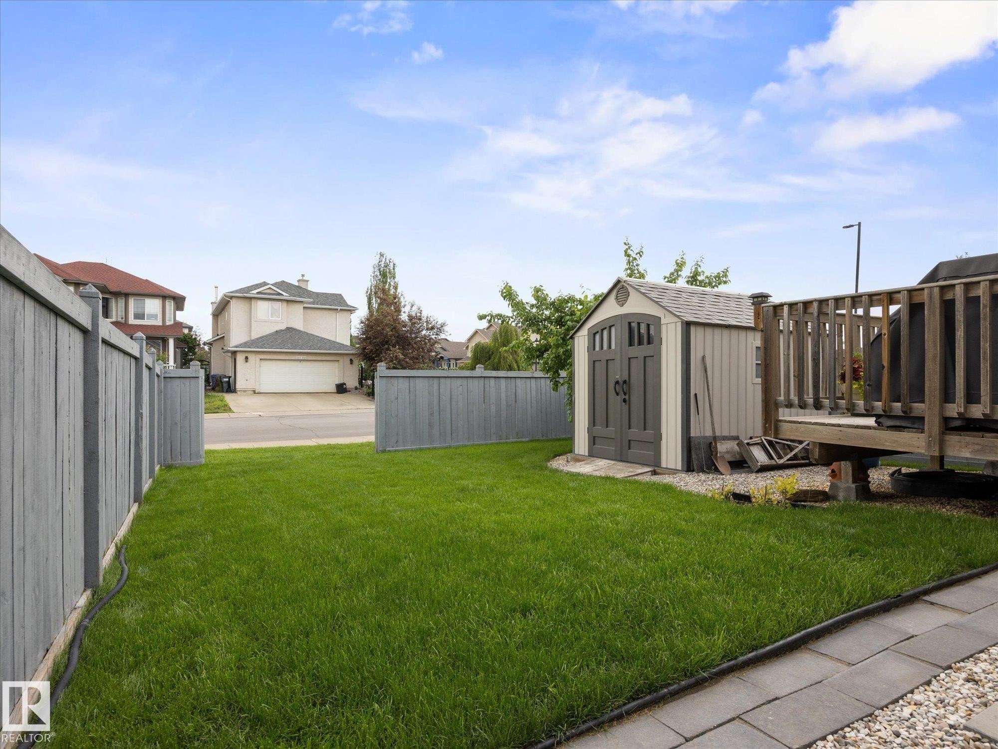 10705 180 Avenue, Edmonton, AB