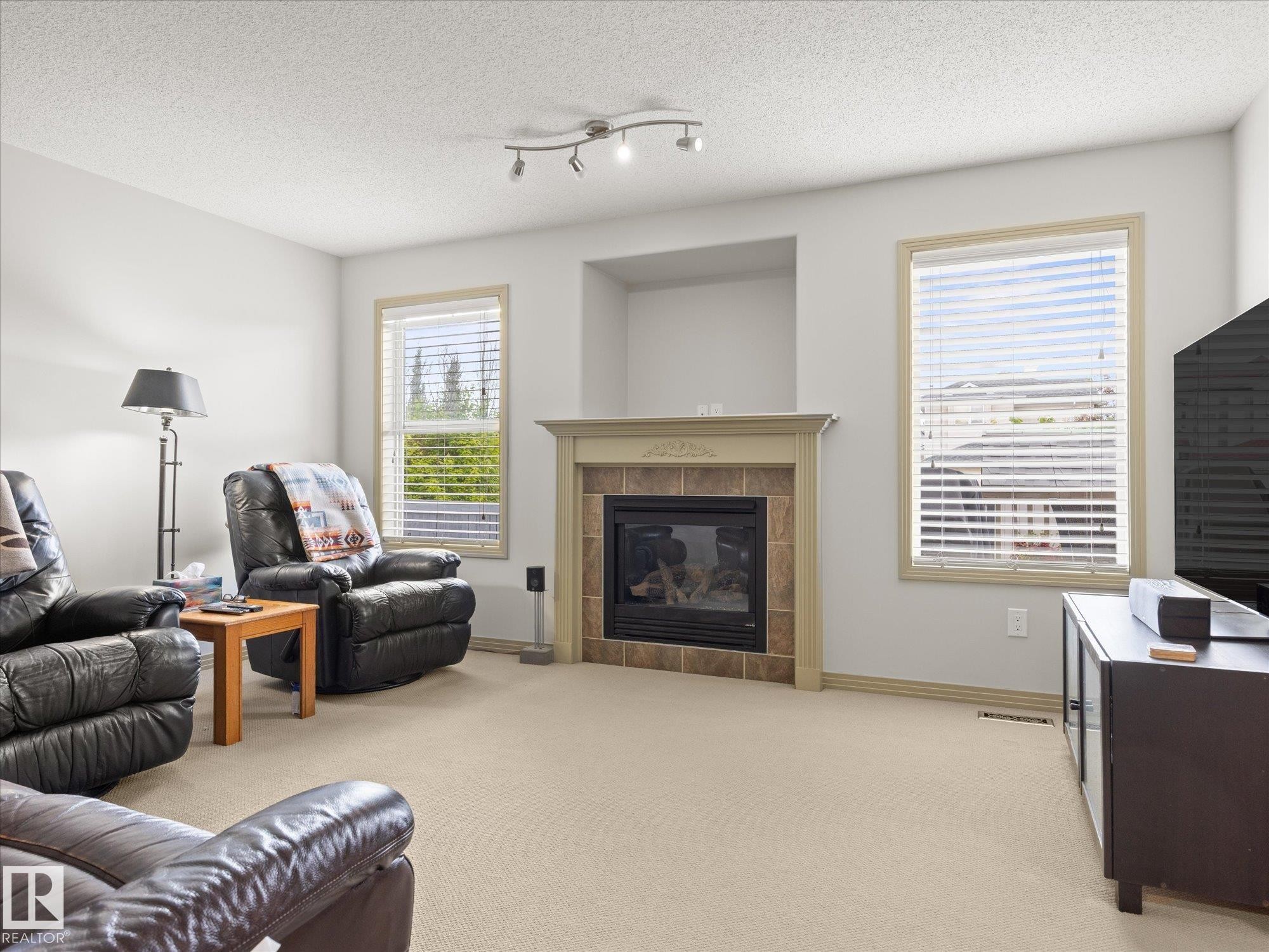 10705 180 Avenue, Edmonton, AB