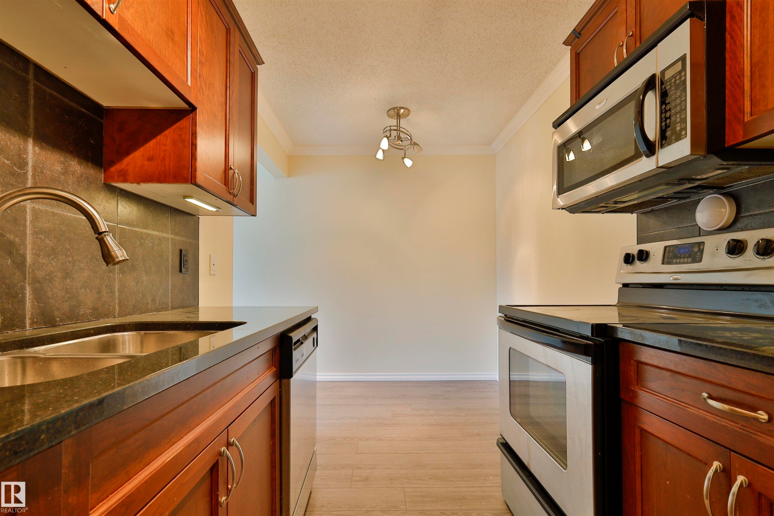 306 10160 83 Avenue, Edmonton, AB