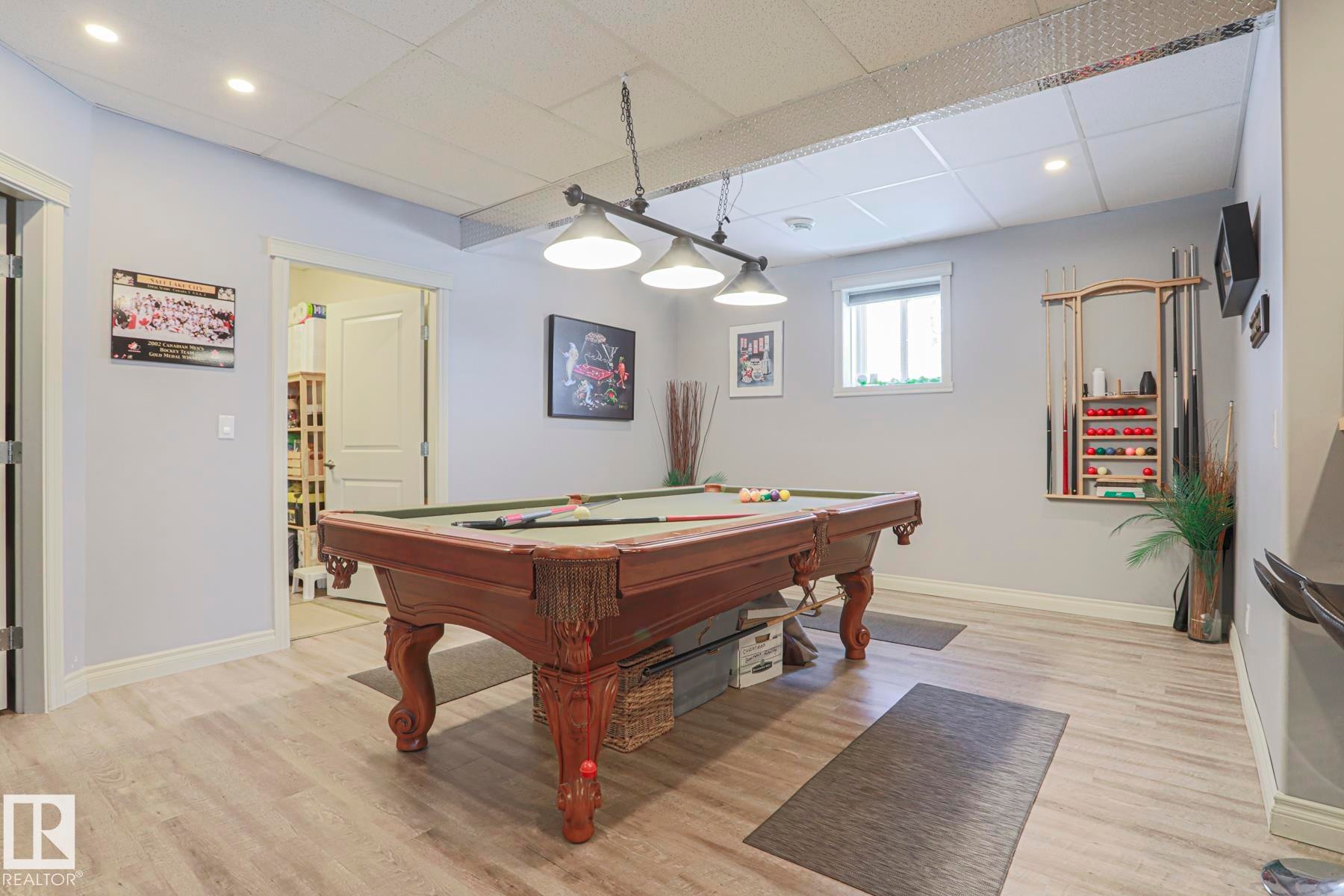 8 Main Street, Entwistle, AB