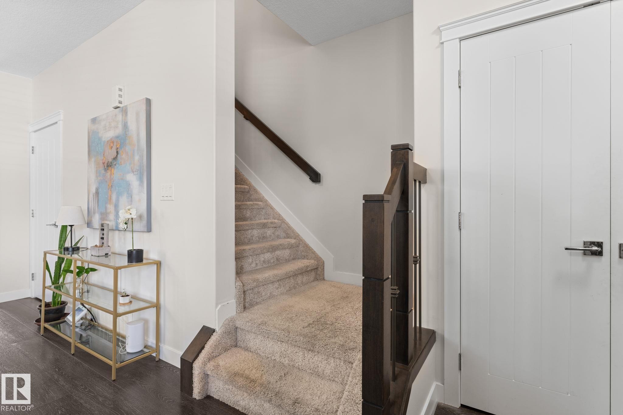 6689 Cardinal Road, Edmonton, AB