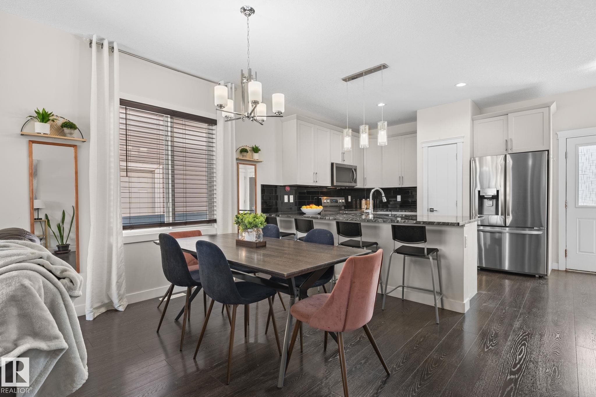 6689 Cardinal Road, Edmonton, AB