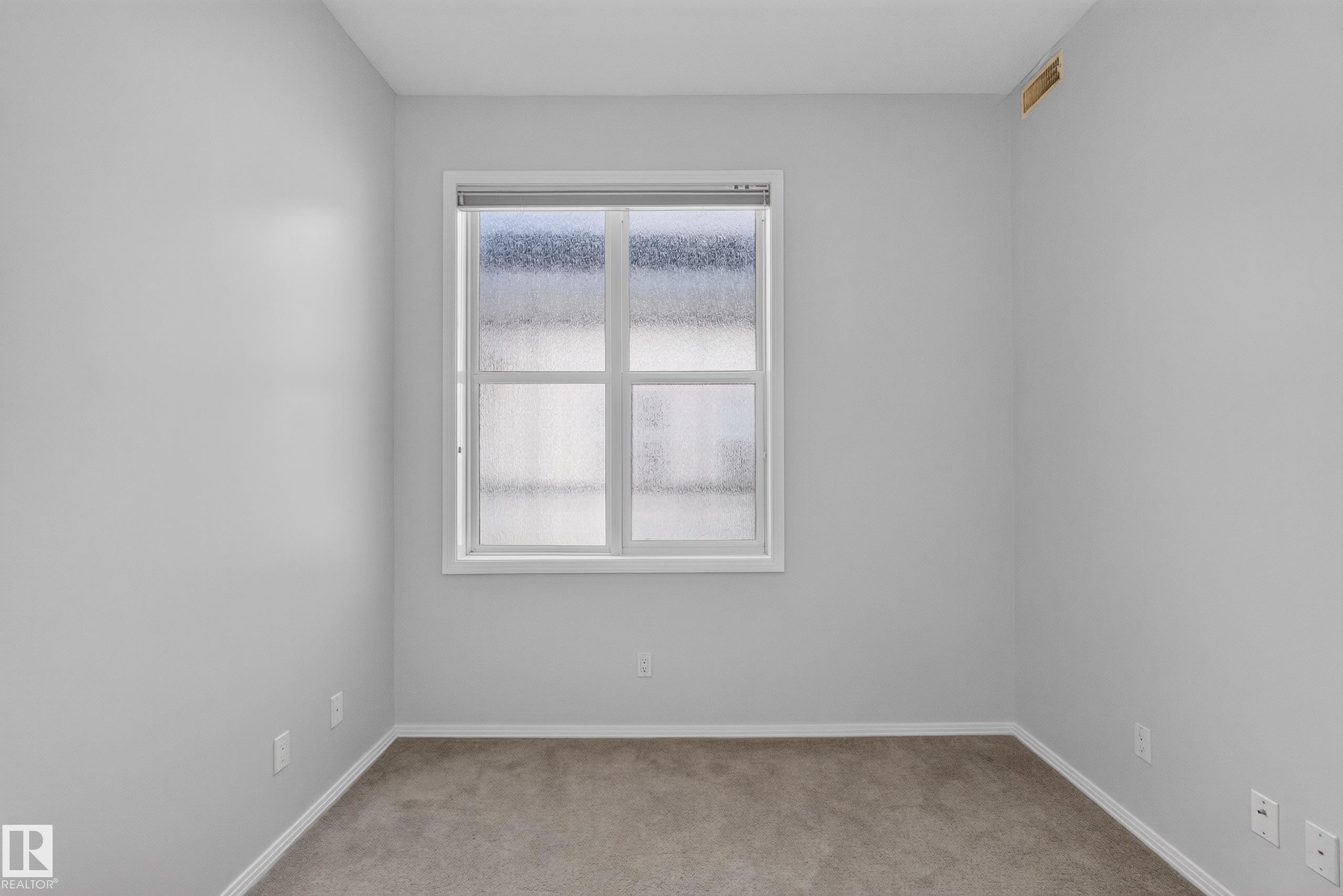 #403 10531 117 St Nw, Edmonton, AB - Indoor Photo Showing Other Room