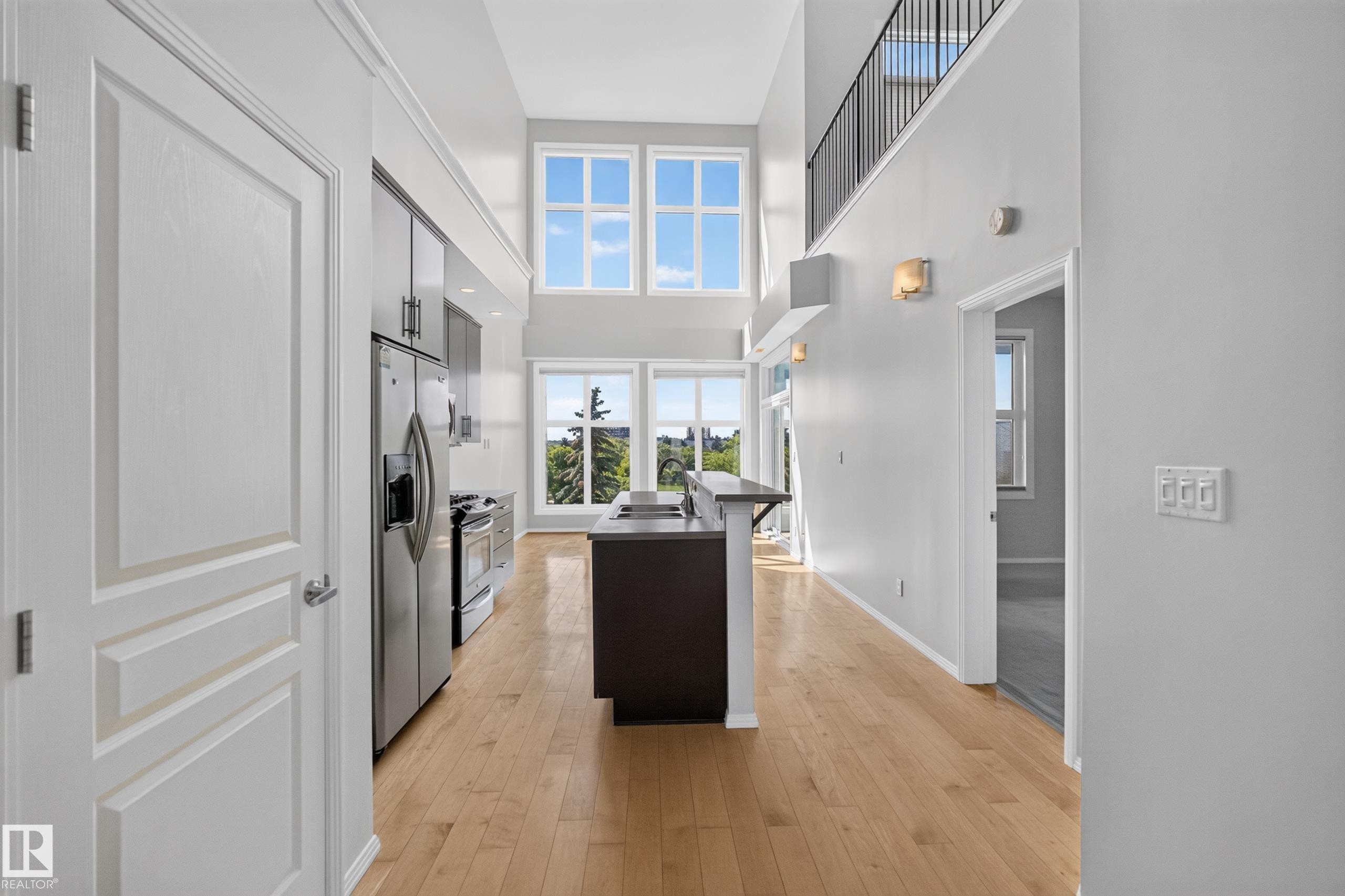 #403 10531 117 St Nw, Edmonton, AB - Indoor