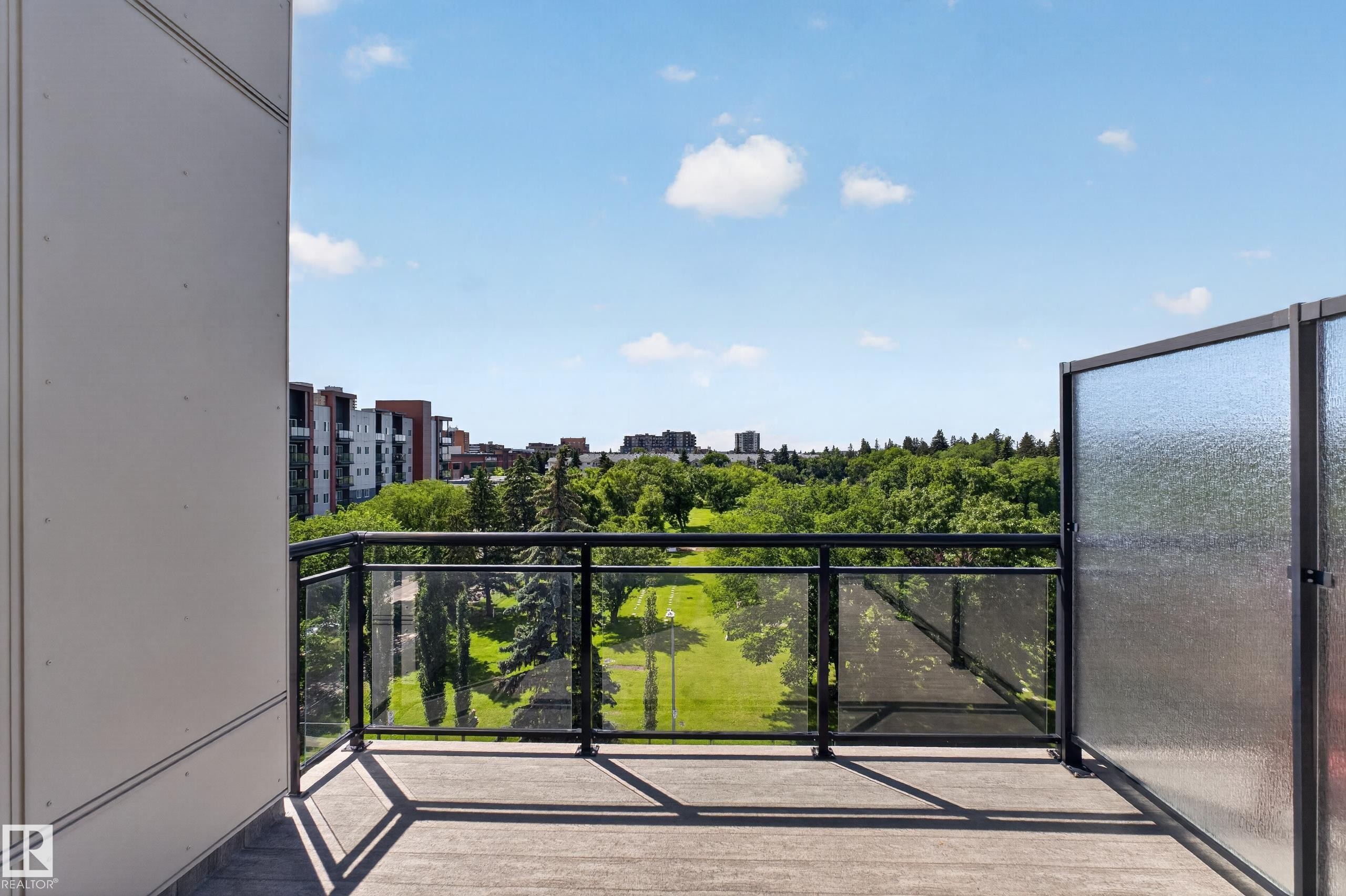 #403 10531 117 St Nw, Edmonton, AB - Outdoor With Balcony With View
