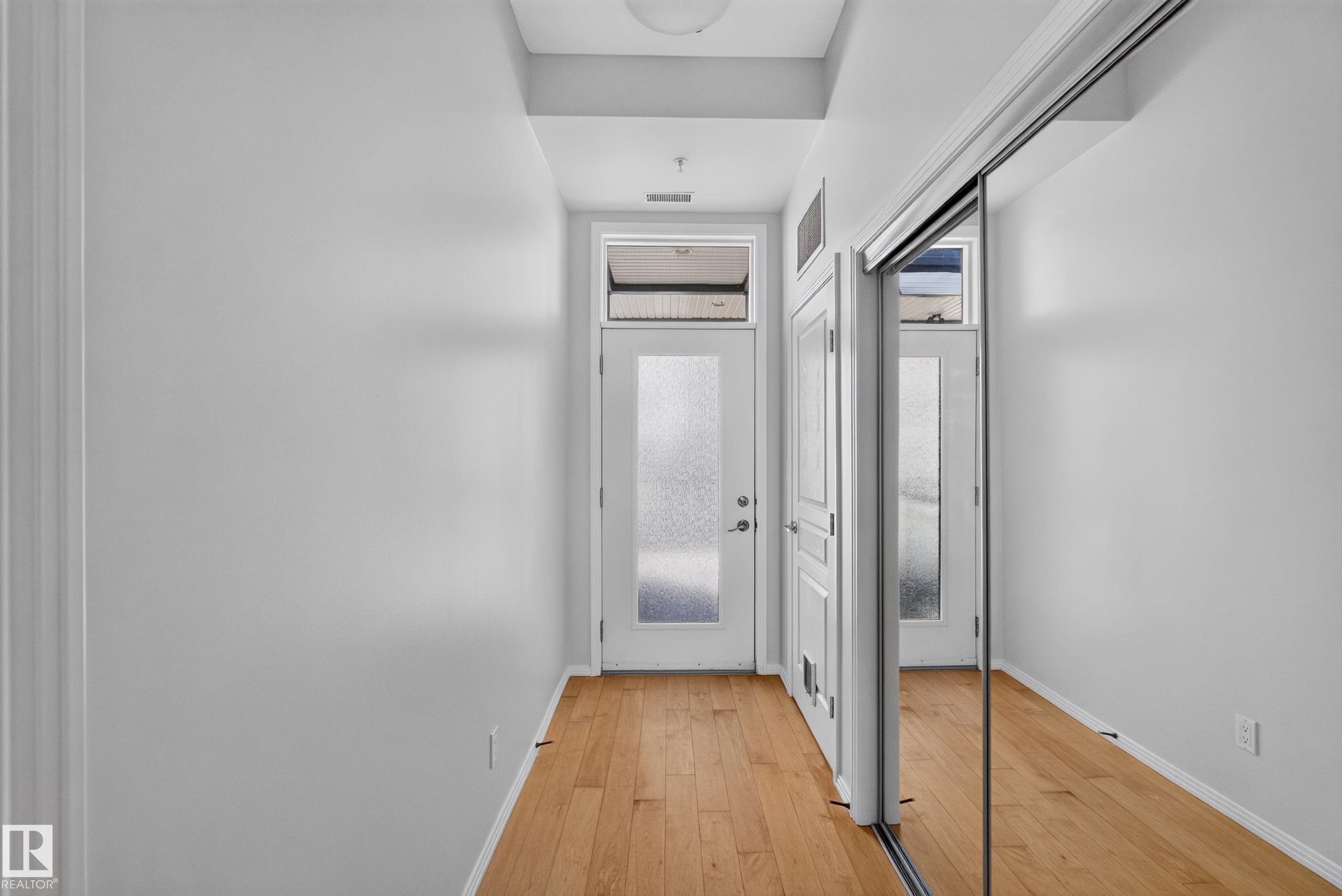 #403 10531 117 St Nw, Edmonton, AB - Indoor Photo Showing Other Room
