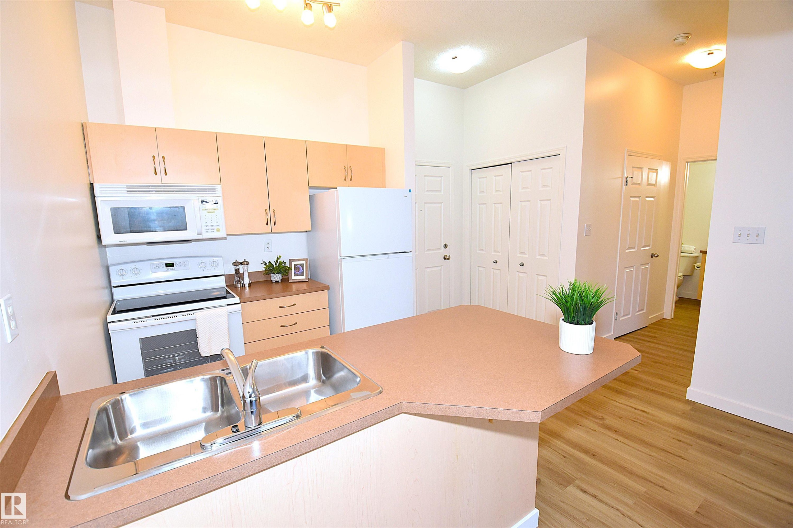 103 4310 33 Street, Stony Plain, AB