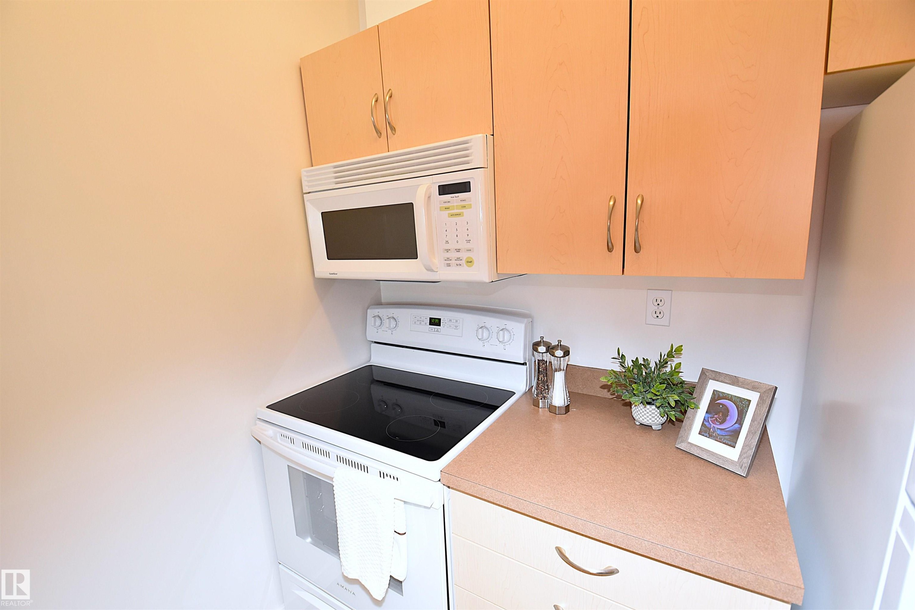 103 4310 33 Street, Stony Plain, AB