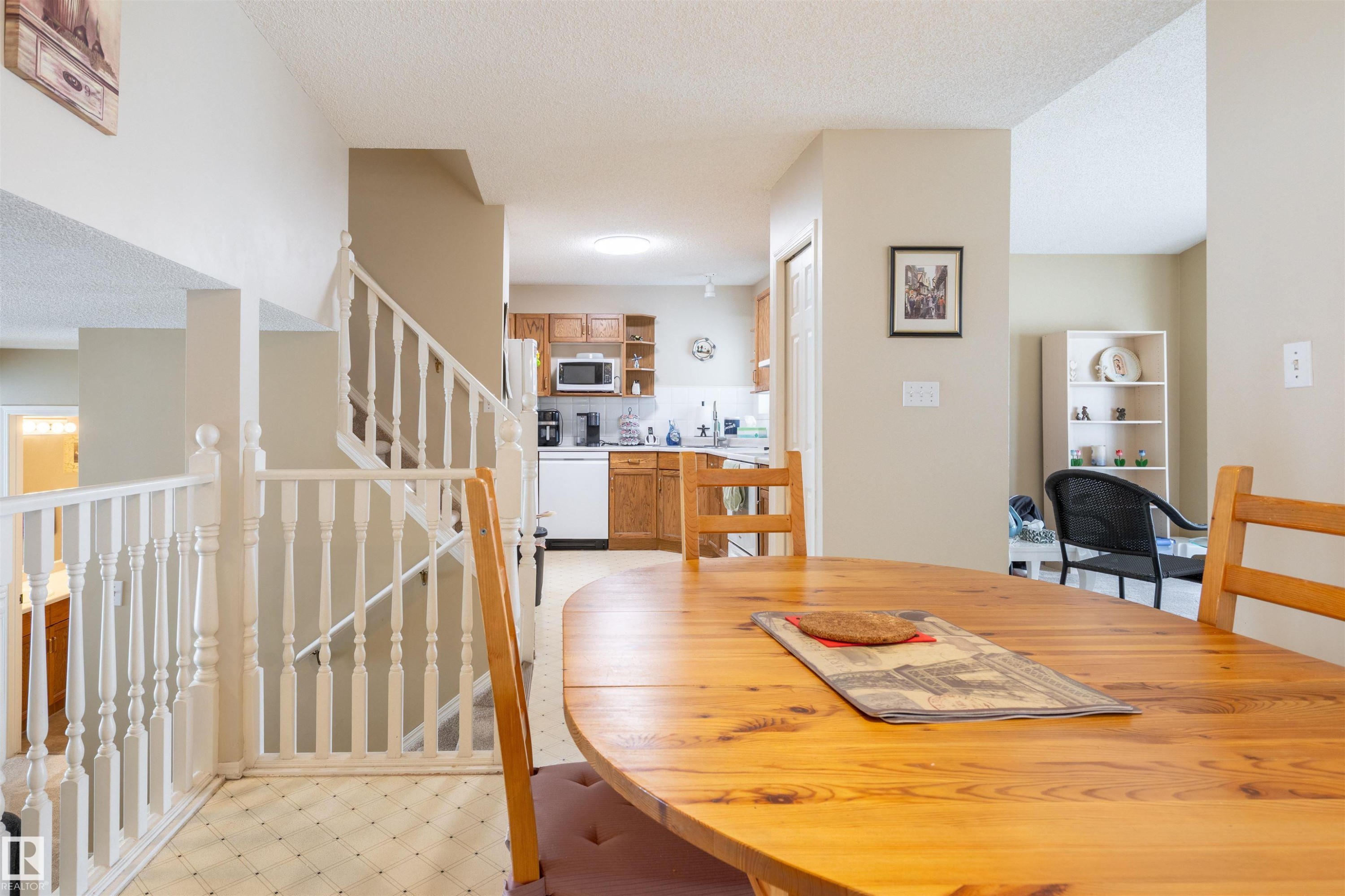 #48 3311 58 St Nw, Edmonton, AB - Indoor