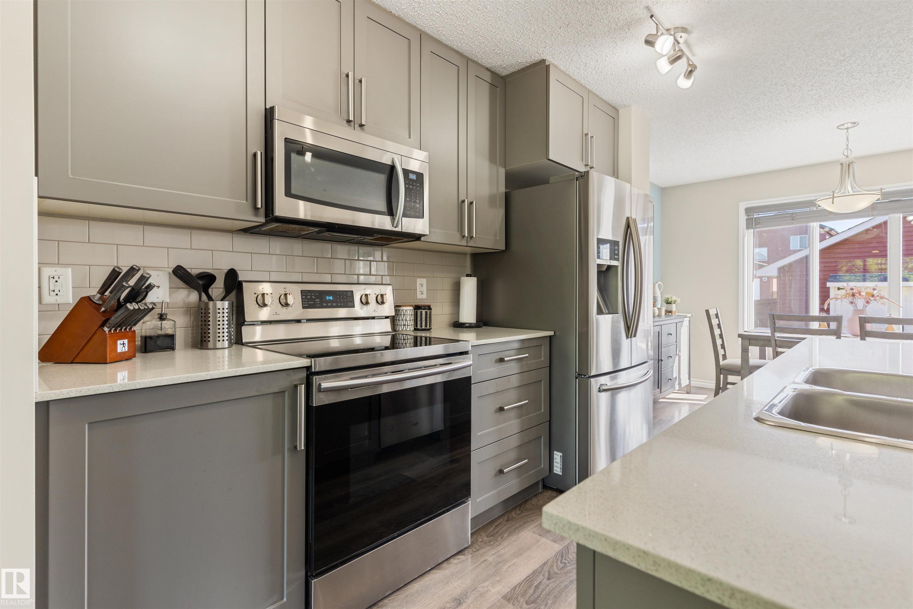 3711 Weidle Crescent, Edmonton, AB