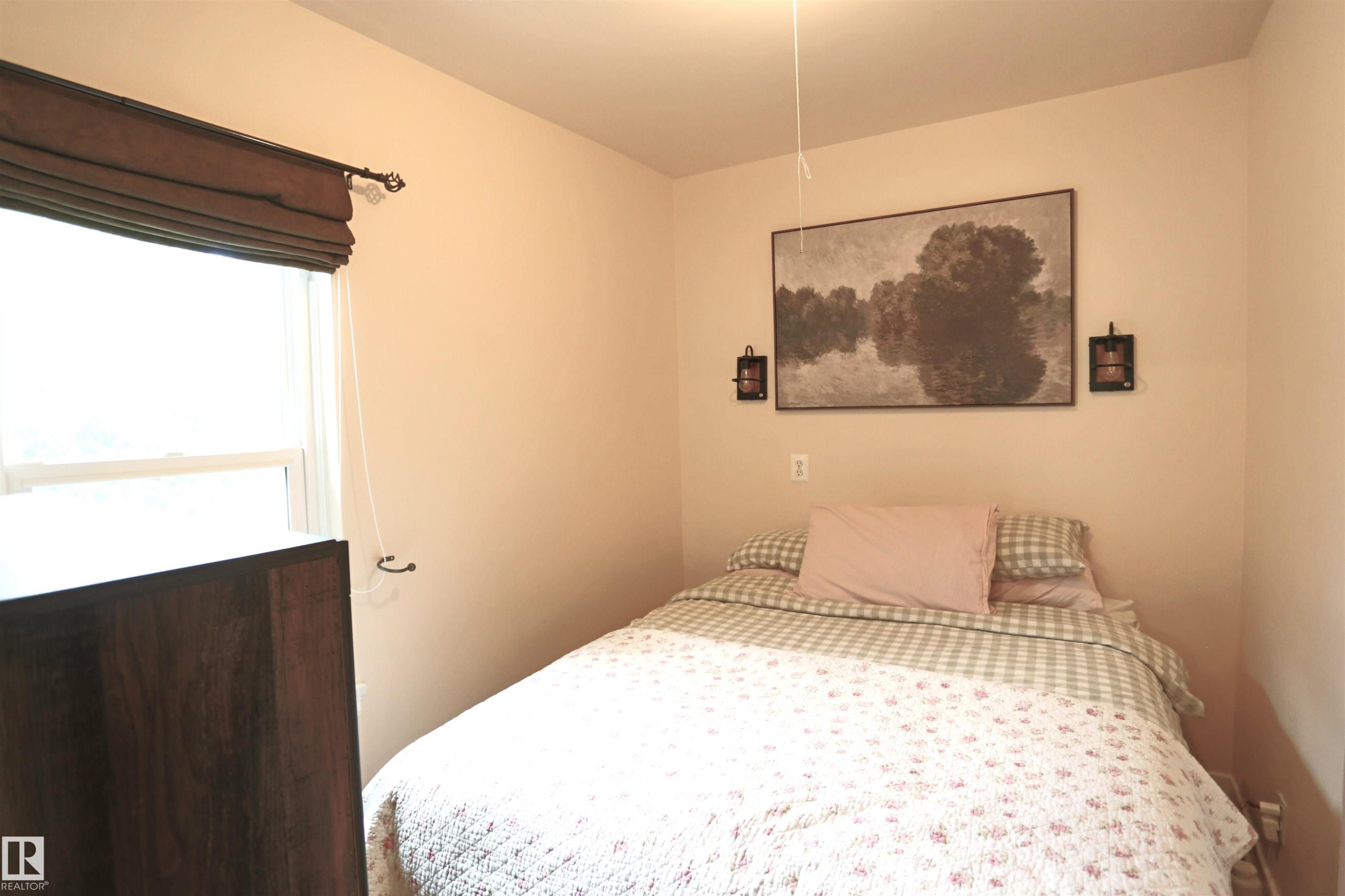4807 53 Avenue, Stony Plain, AB