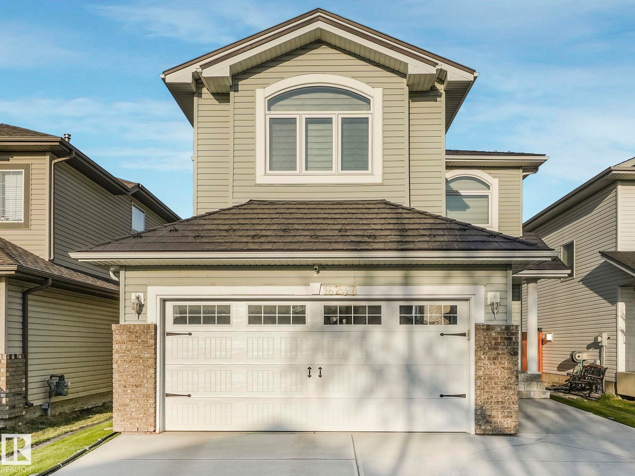 16237 129A Street Nw, Edmonton, AB - Outdoor