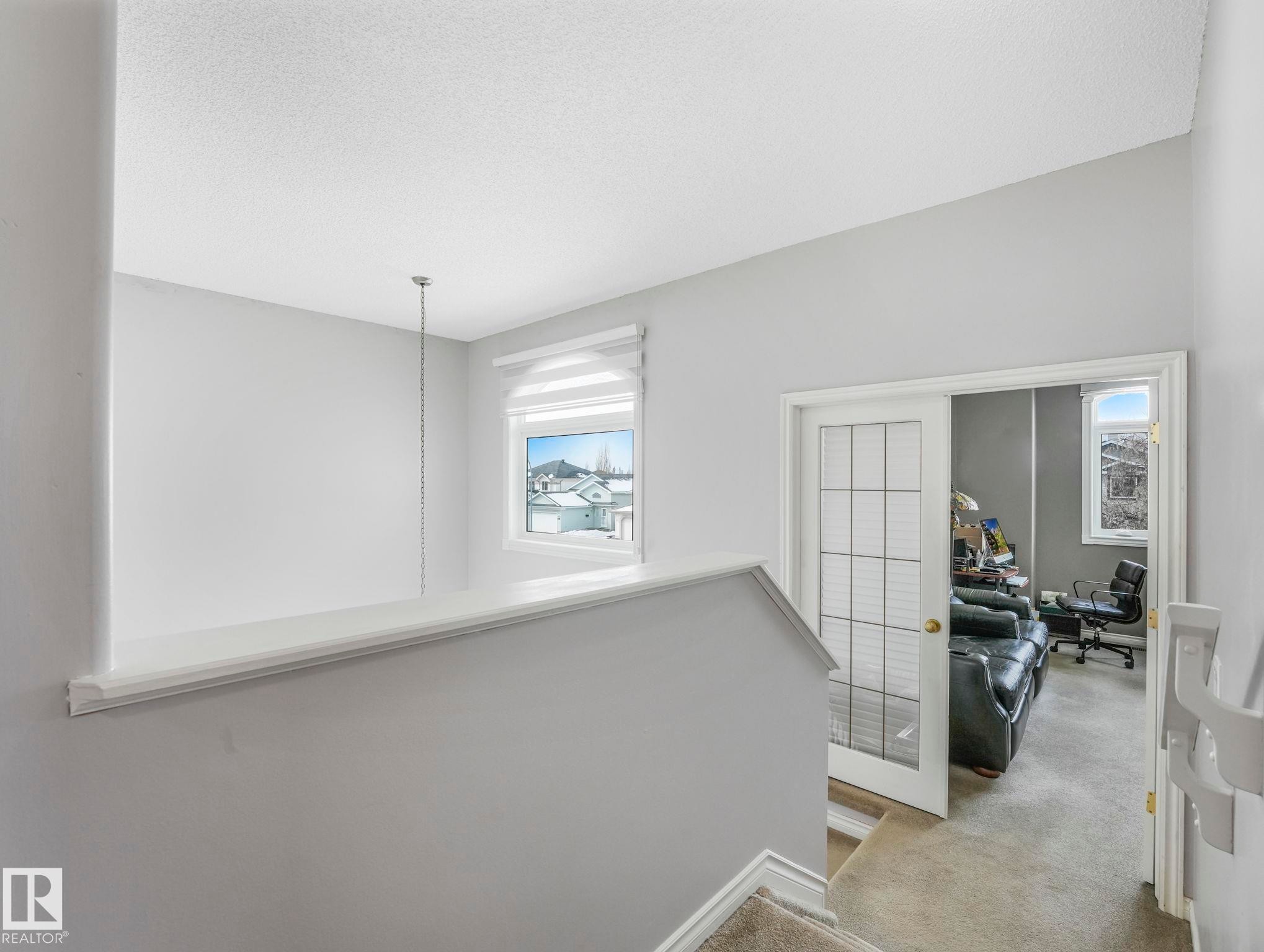 16237 129A Street Nw, Edmonton, AB - Indoor Photo Showing Other Room