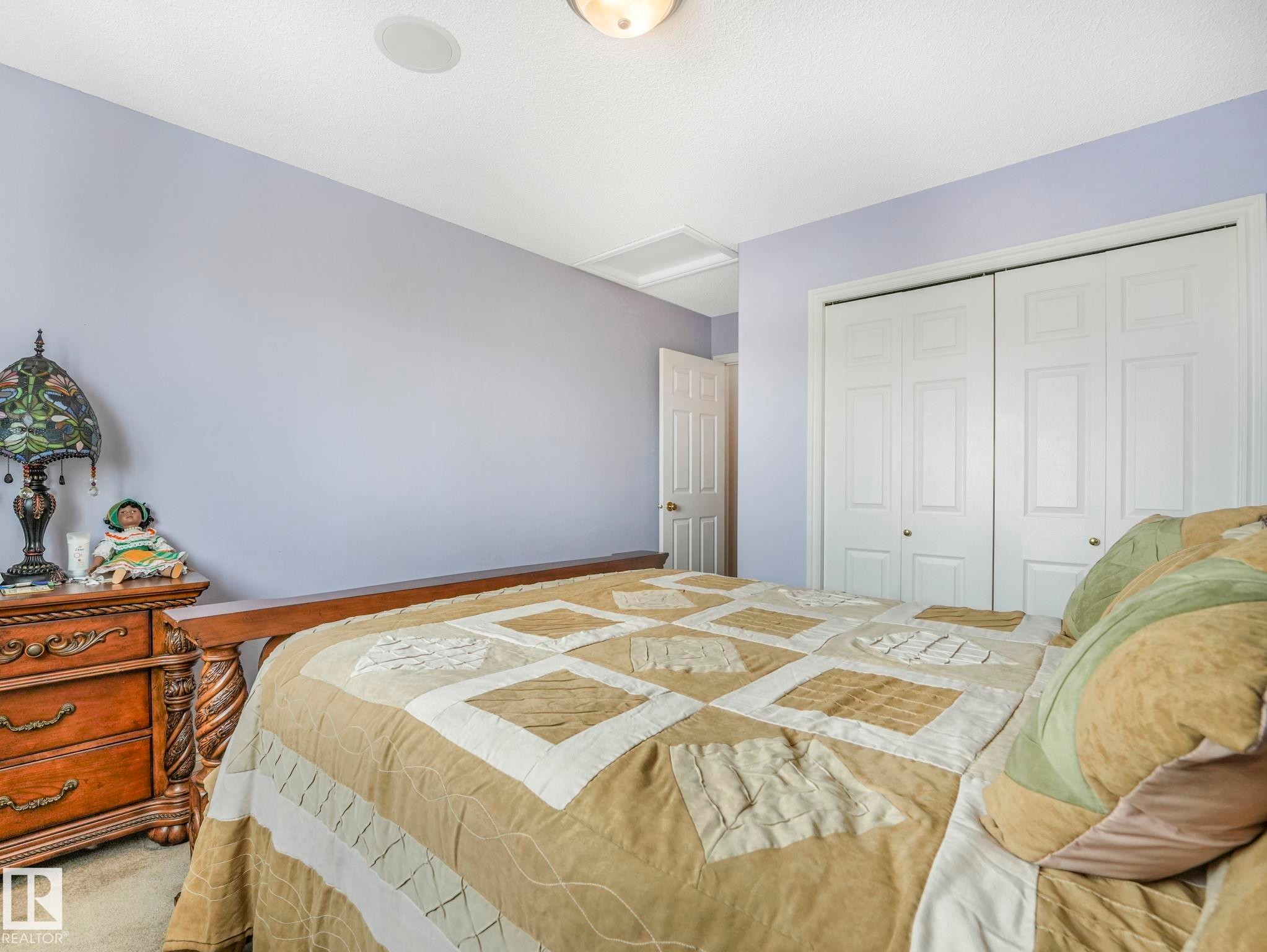 16237 129A Street Nw, Edmonton, AB - Indoor Photo Showing Bedroom