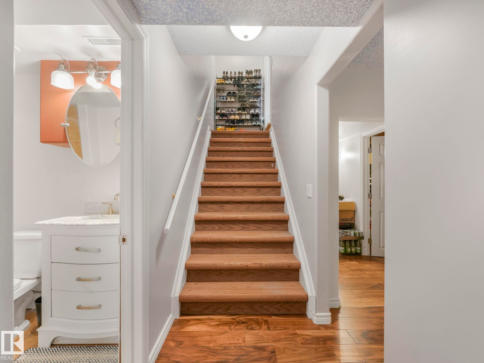 16237 129A Street Nw, Edmonton, AB - Indoor Photo Showing Other Room