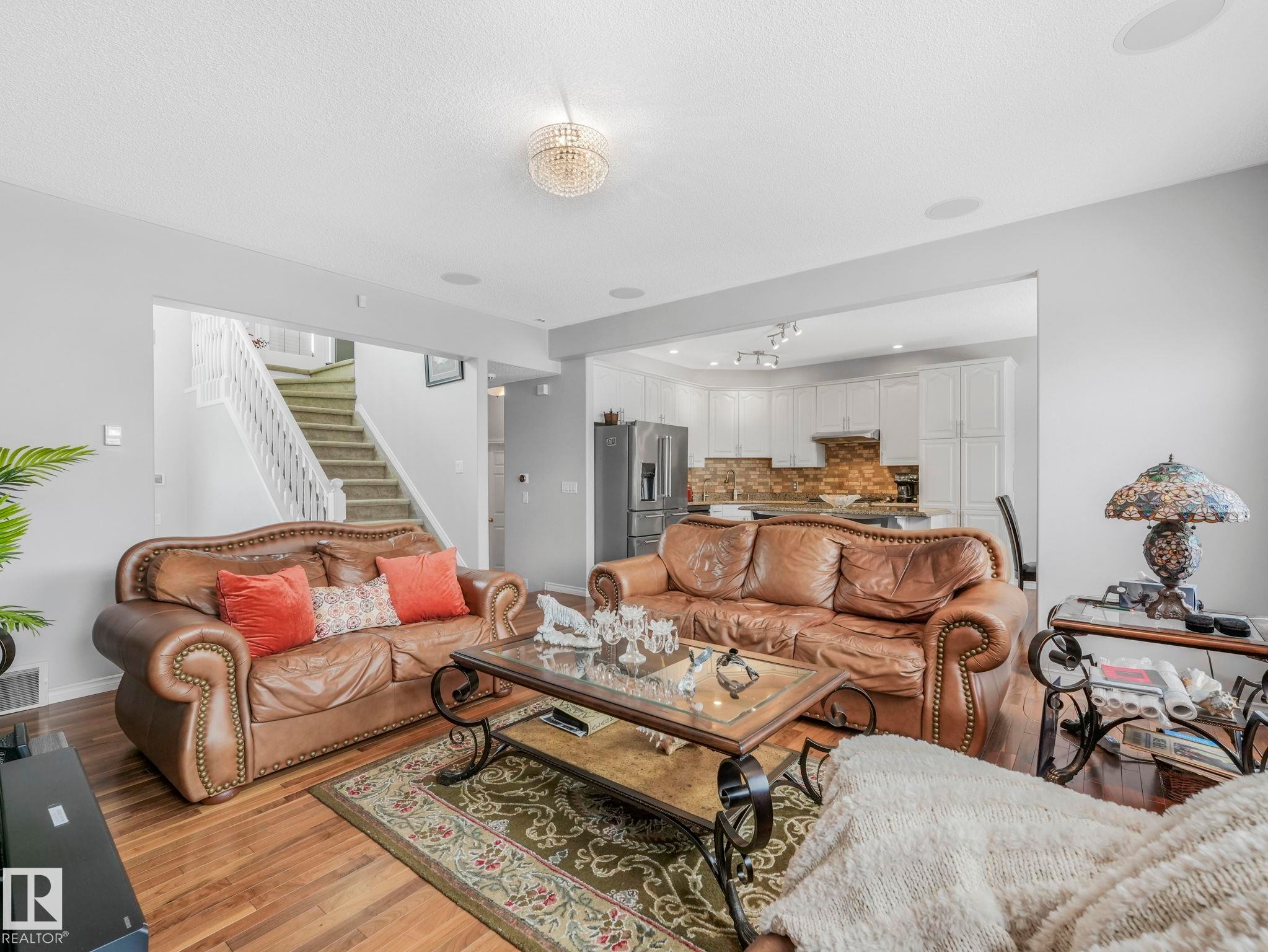 16237 129A Street Nw, Edmonton, AB - Indoor Photo Showing Living Room