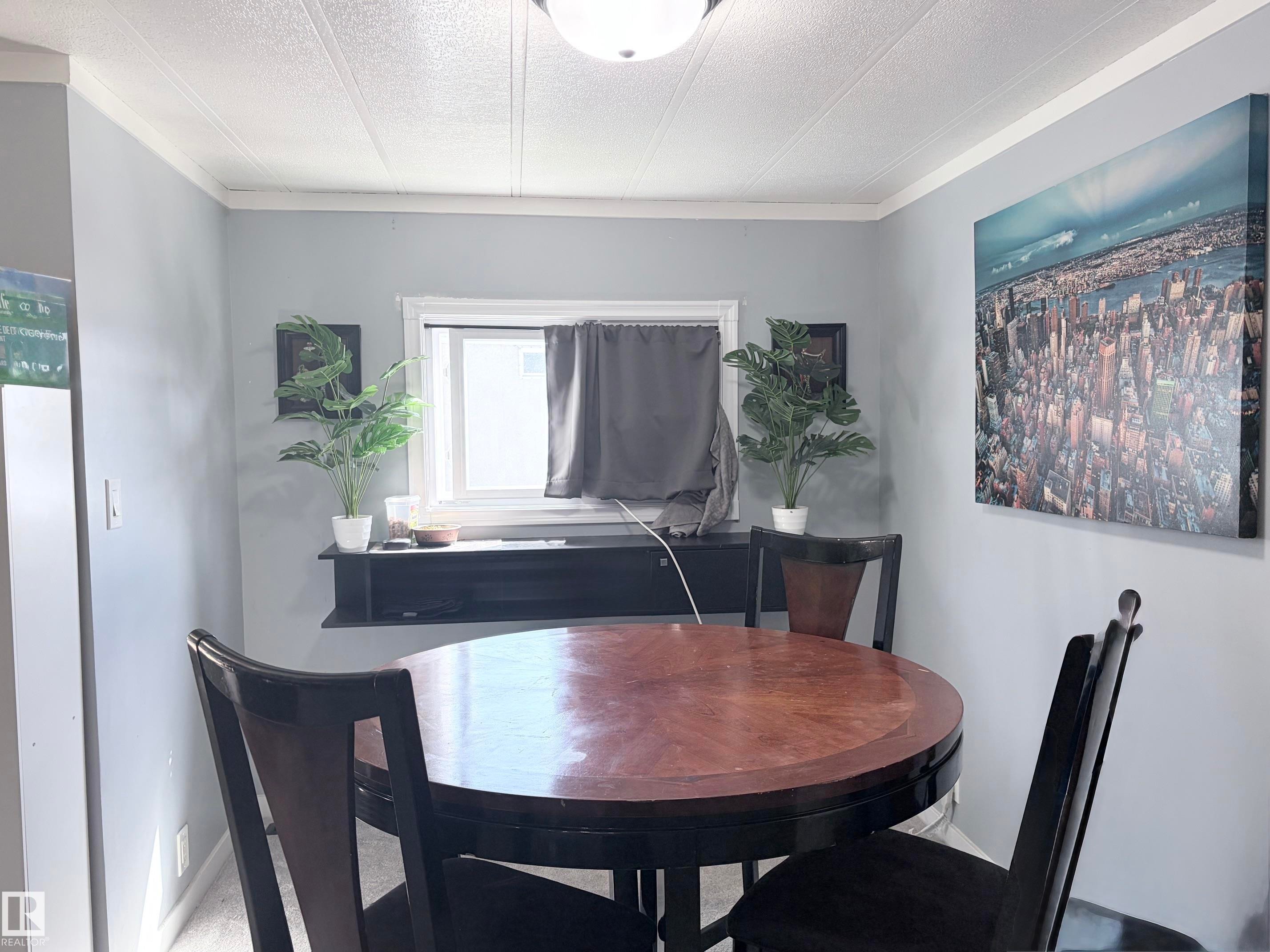 2 Round Road Nw, Edmonton, AB