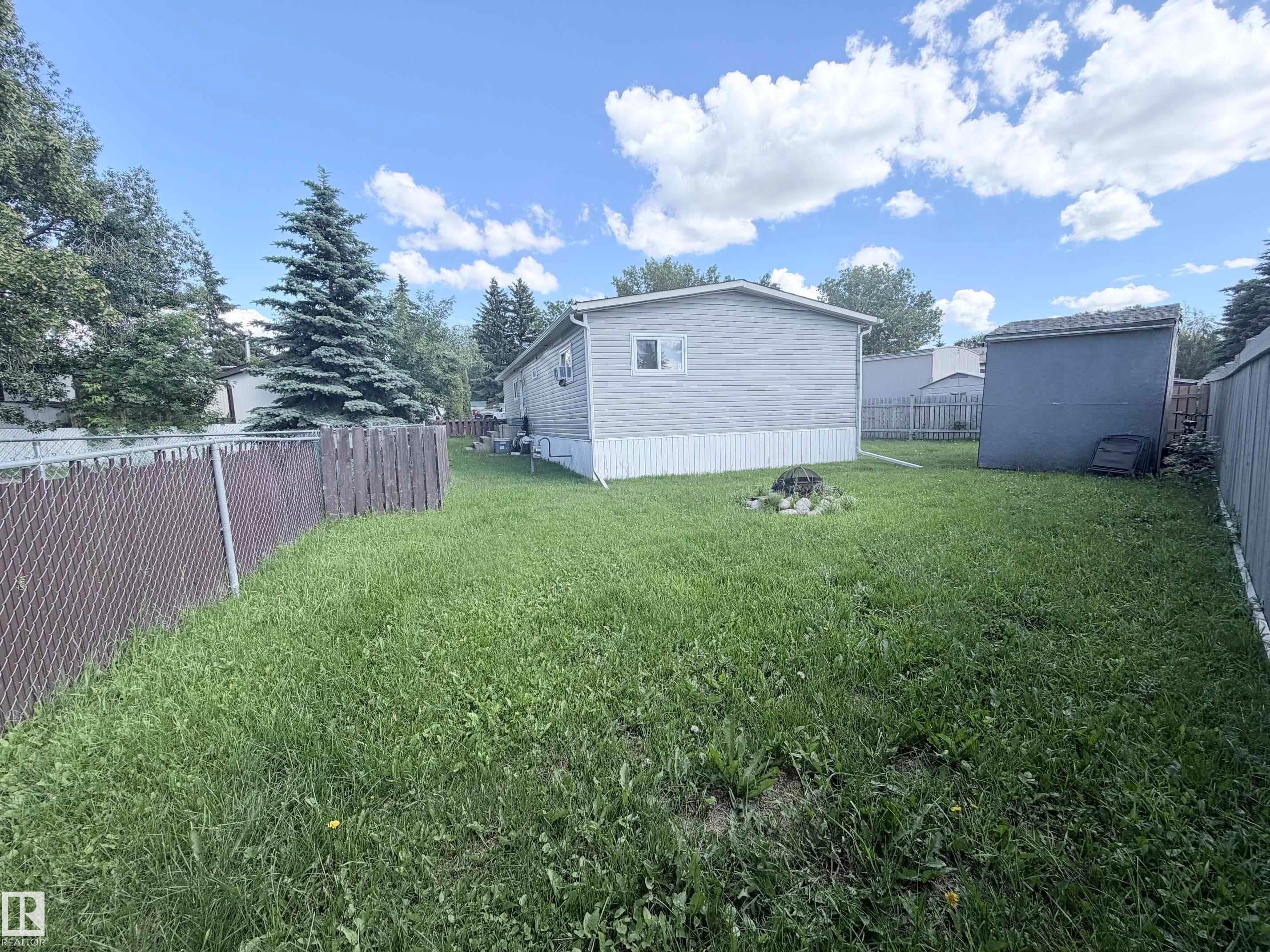 2 Round Road Nw, Edmonton, AB