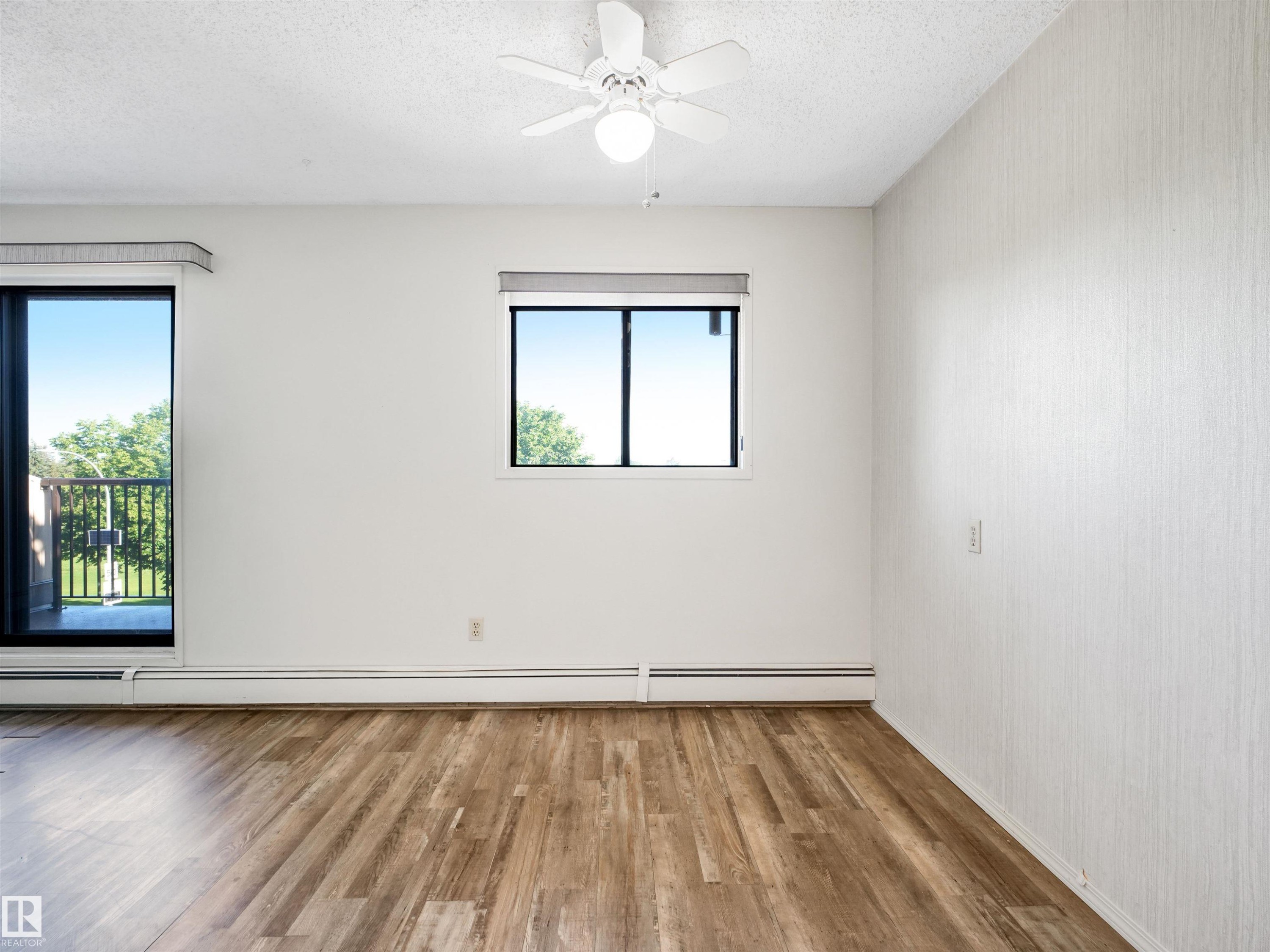 403 11115 74 Street, Edmonton, AB