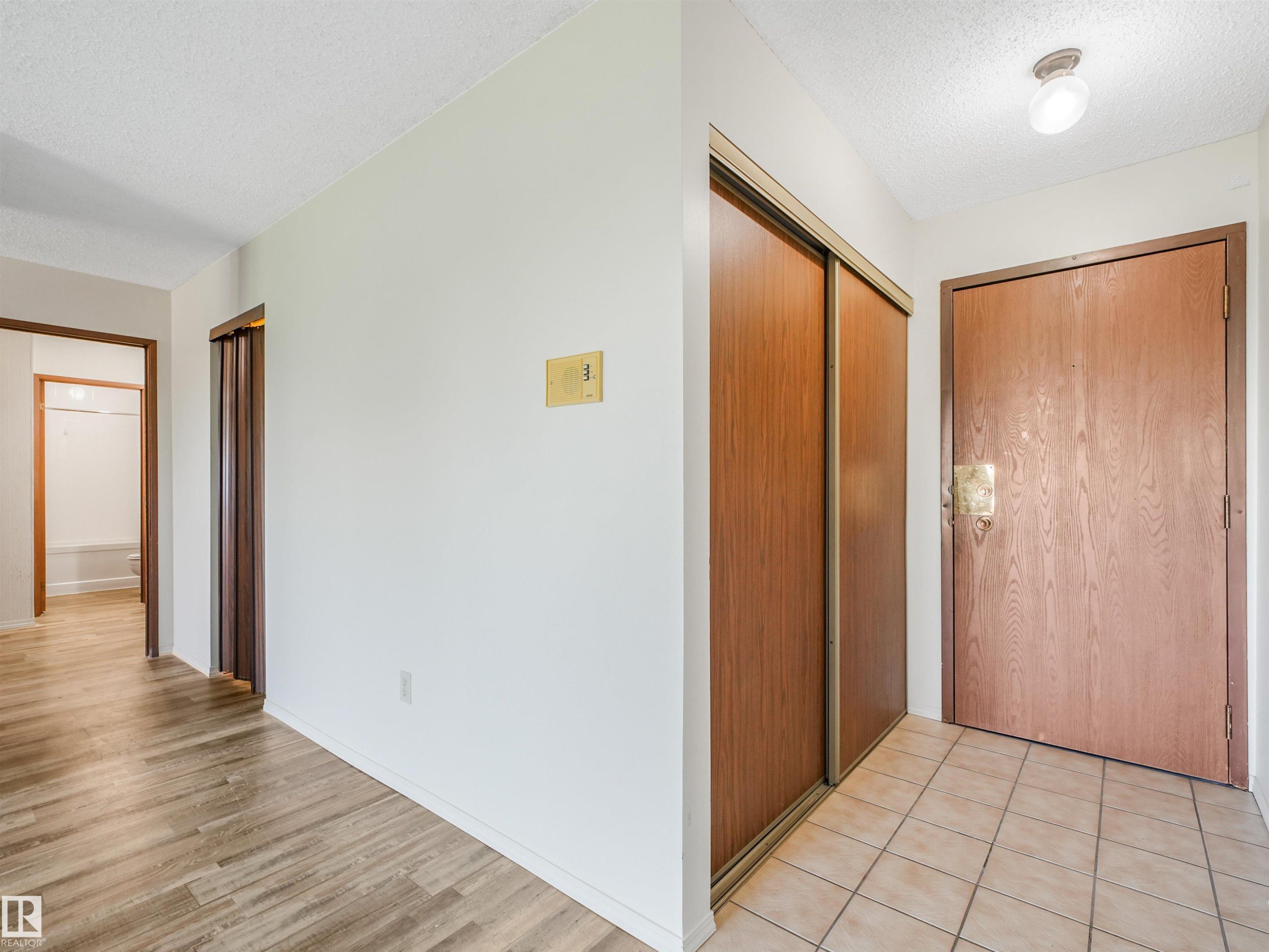 403 11115 74 Street, Edmonton, AB