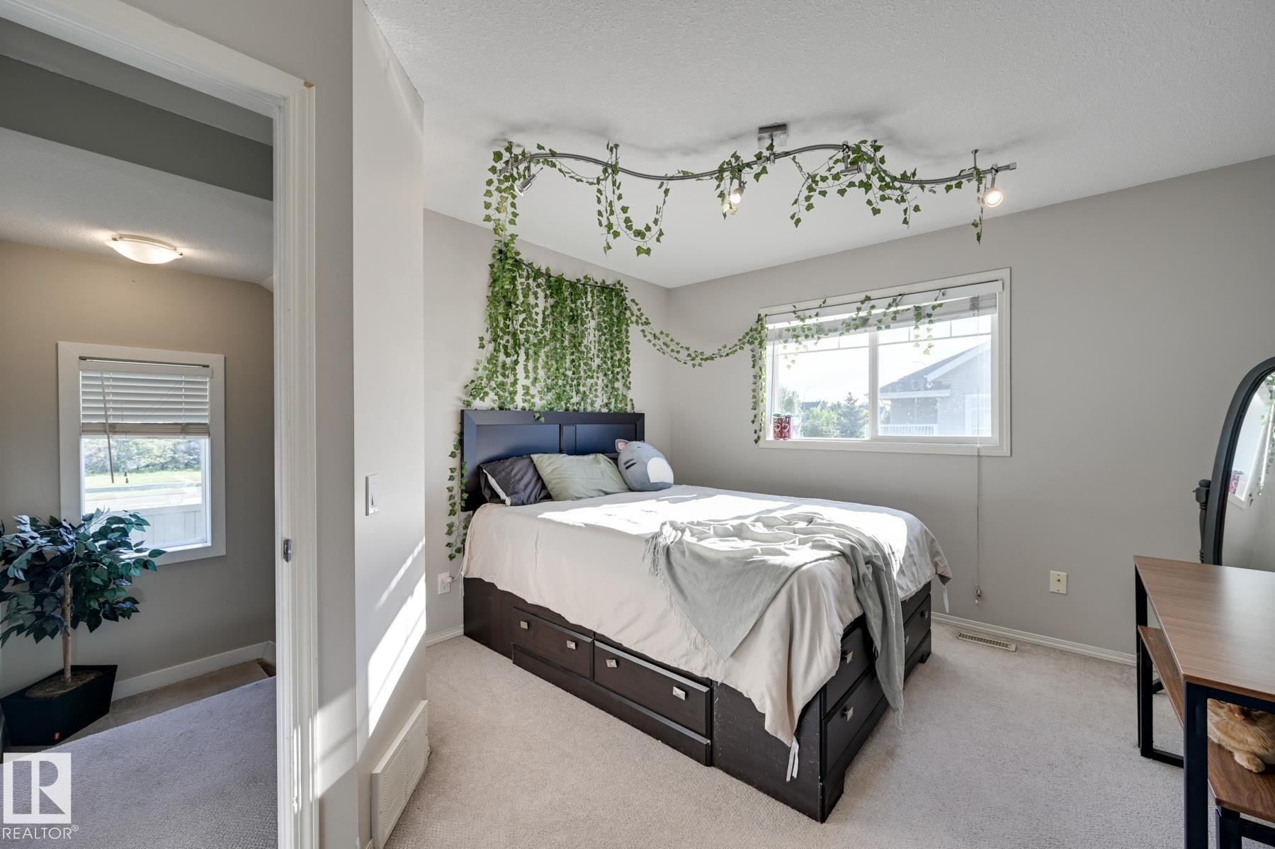 99 150 Edwards Drive, Edmonton, AB