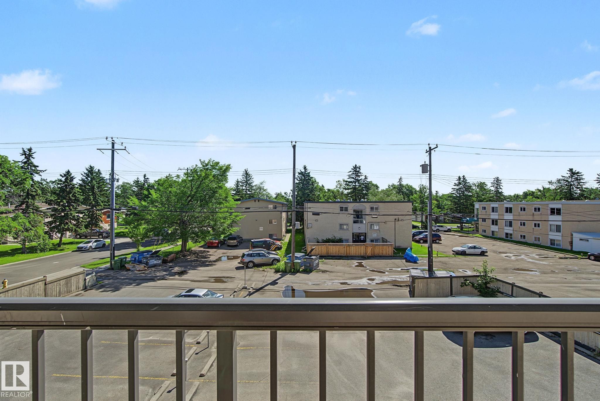 202 11935 106St, Edmonton, AB