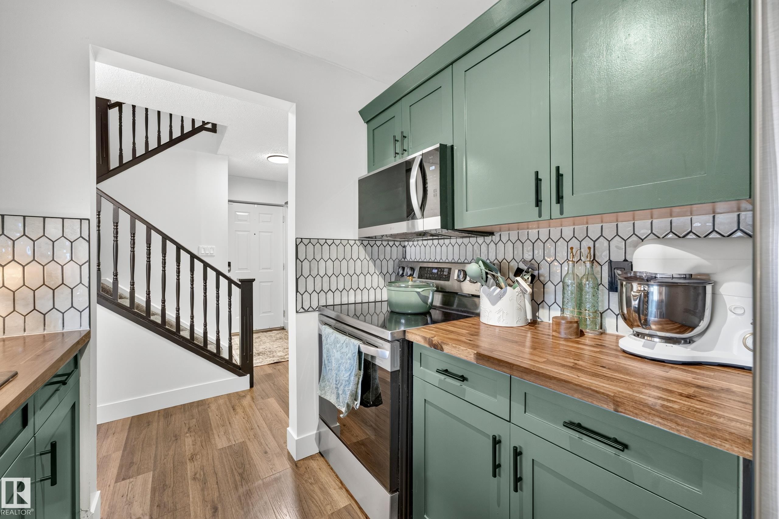 111 Lancaster Terrace, Edmonton, AB