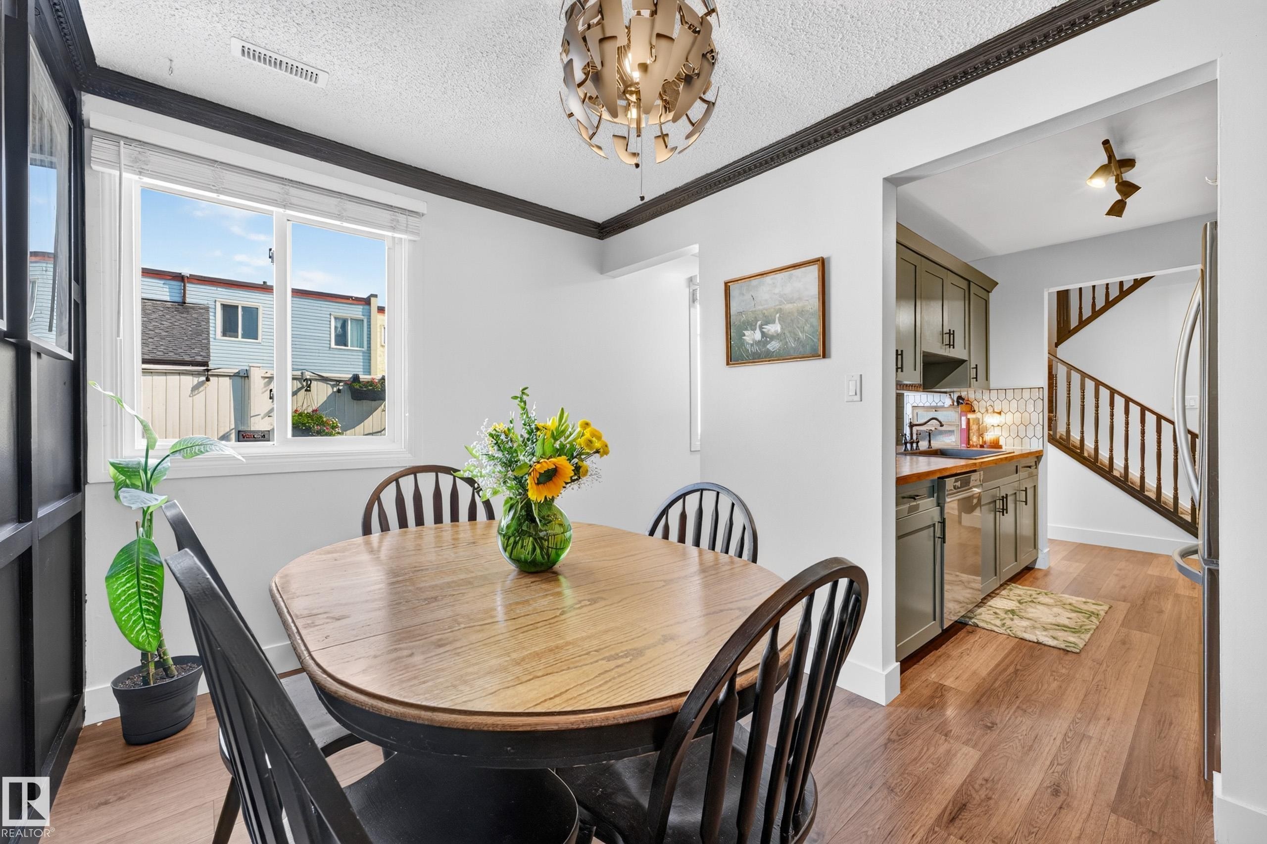 111 Lancaster Terrace, Edmonton, AB