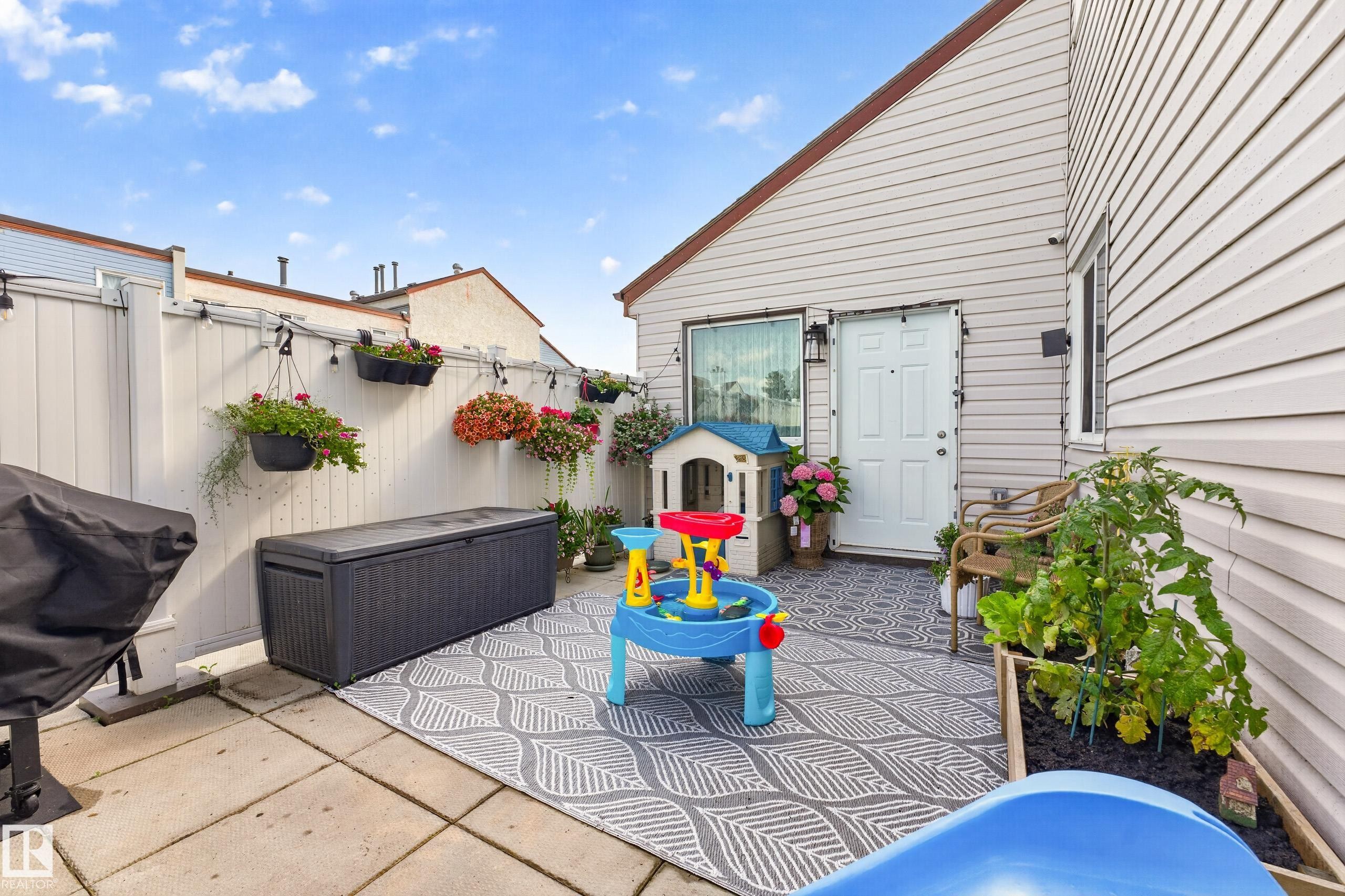 111 Lancaster Terrace, Edmonton, AB