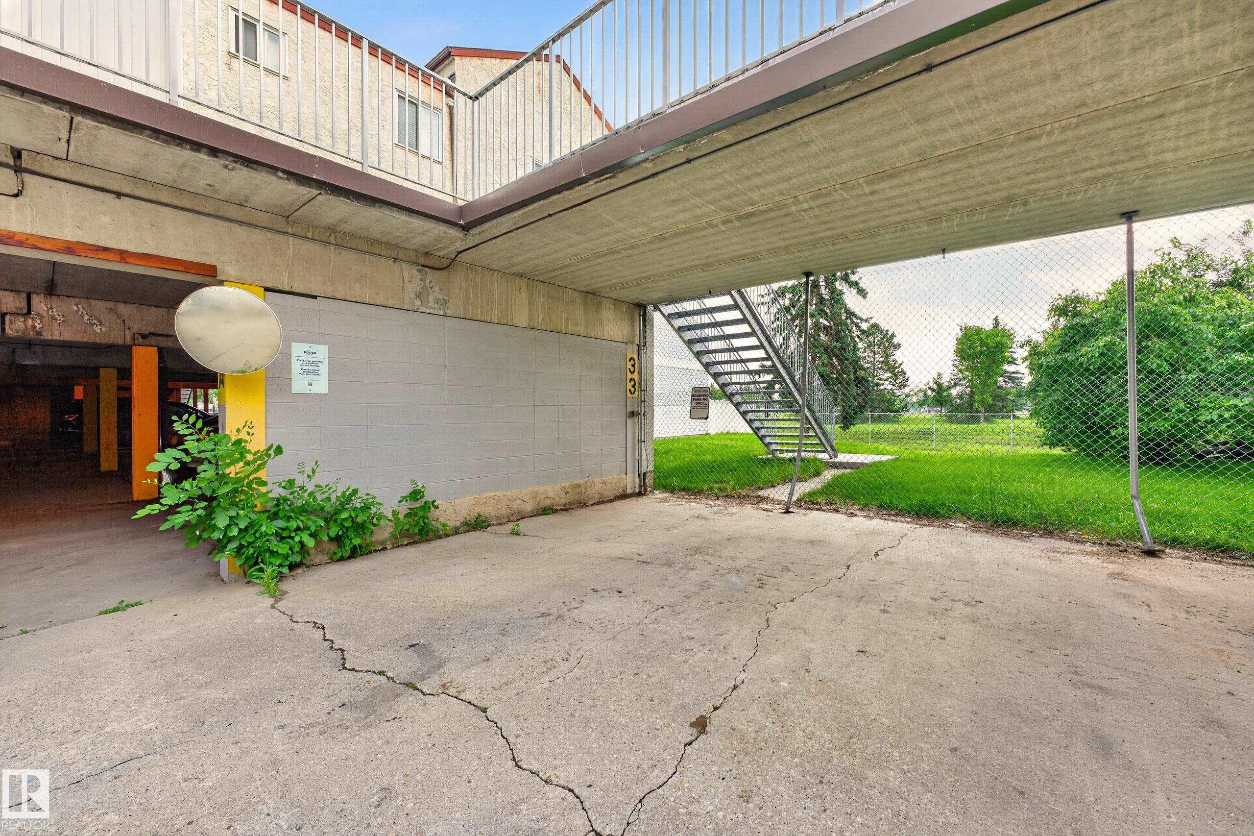 111 Lancaster Terrace, Edmonton, AB