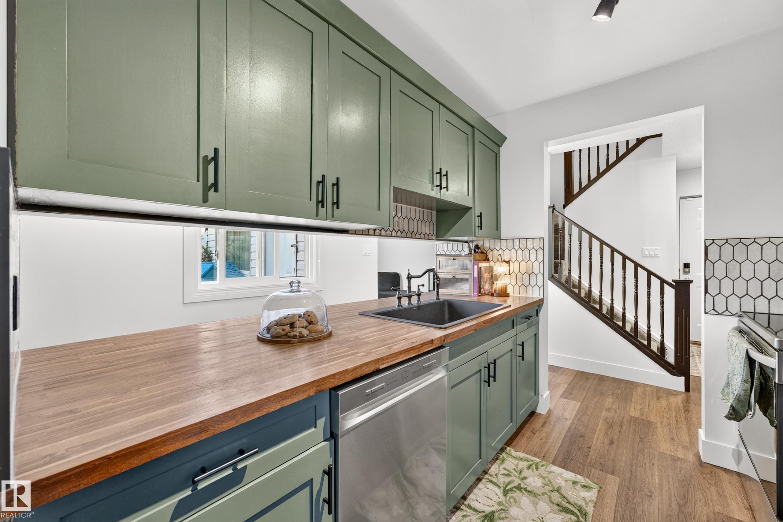 111 Lancaster Terrace, Edmonton, AB