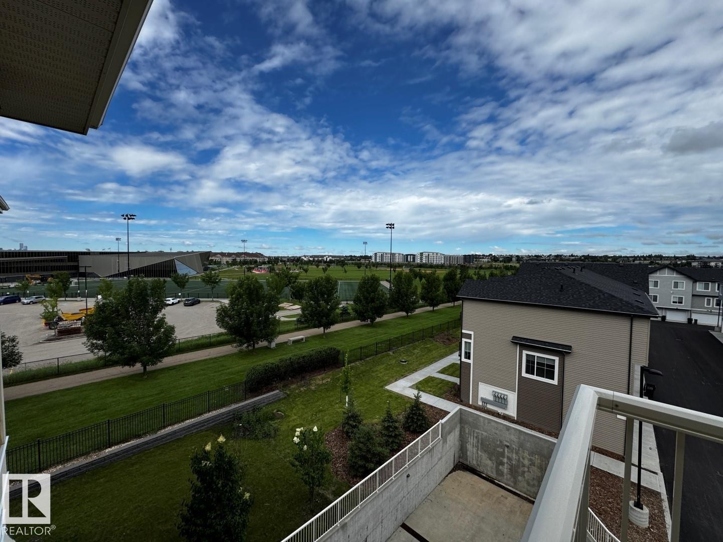 405 3670 139 Avenue, Edmonton, AB