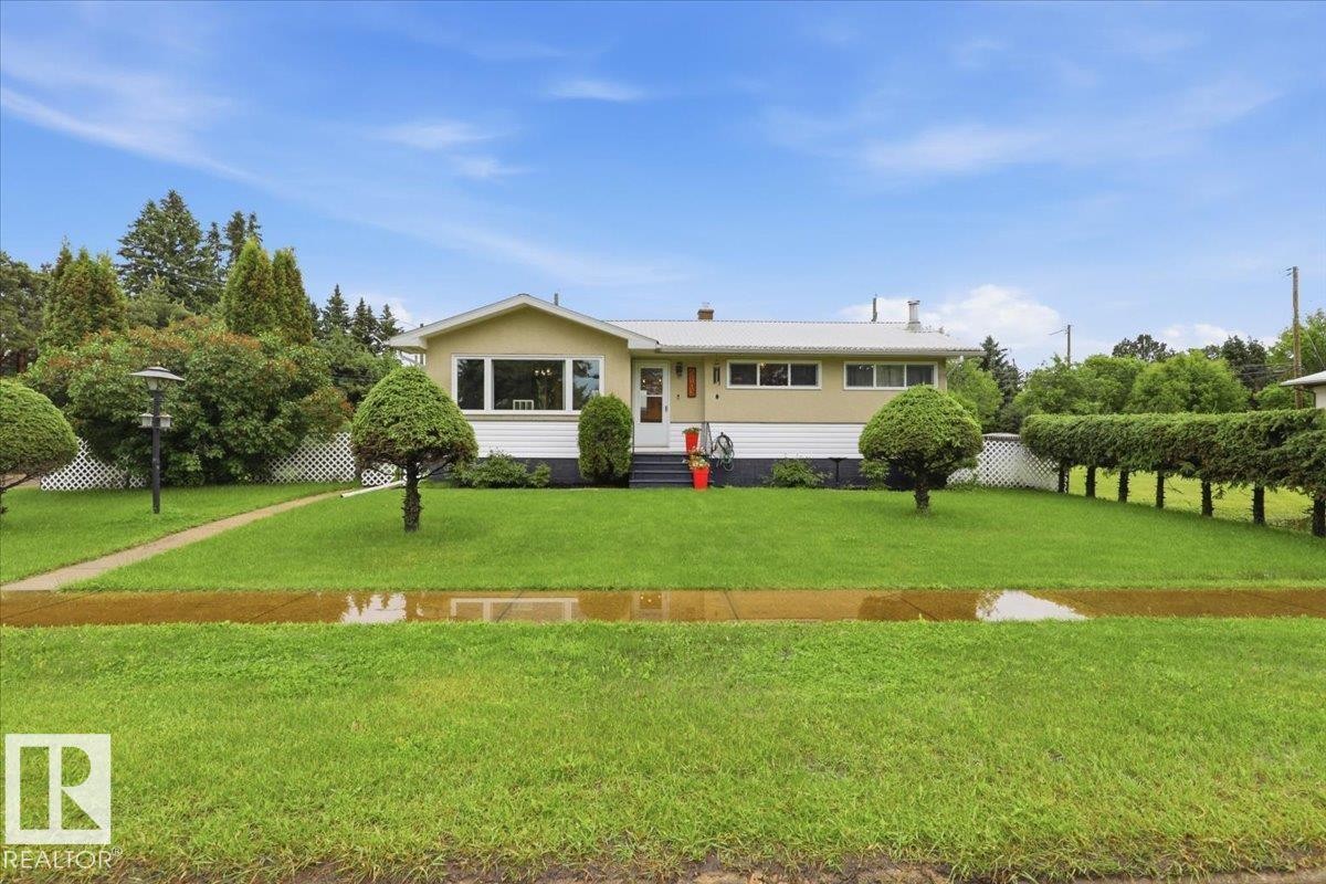 5103 48 Avenue, Thorsby, AB - Outdoor