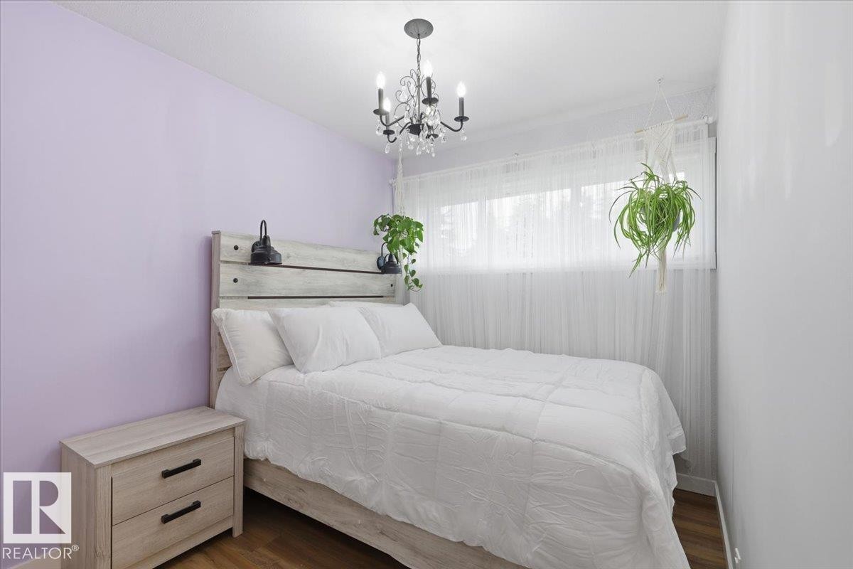 5103 48 Avenue, Thorsby, AB - Indoor Photo Showing Bedroom