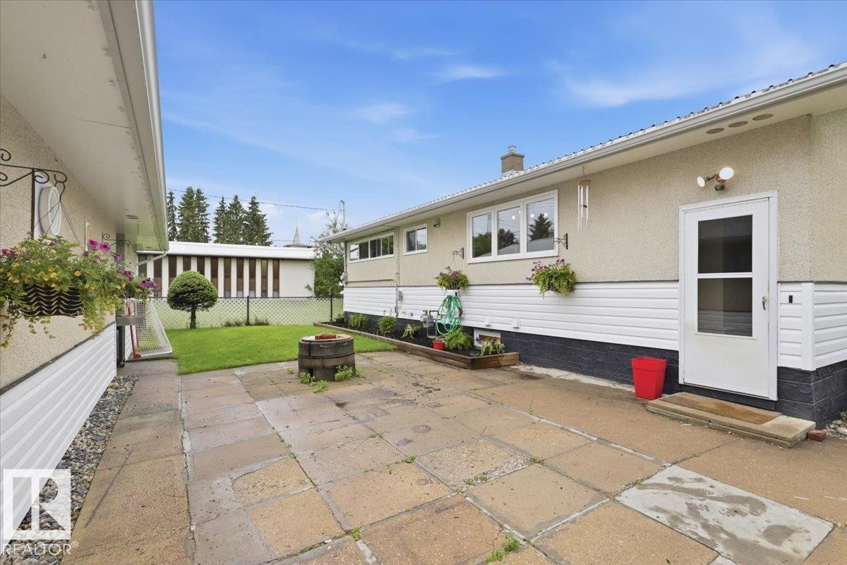 5103 48 Avenue, Thorsby, AB - Outdoor With Exterior