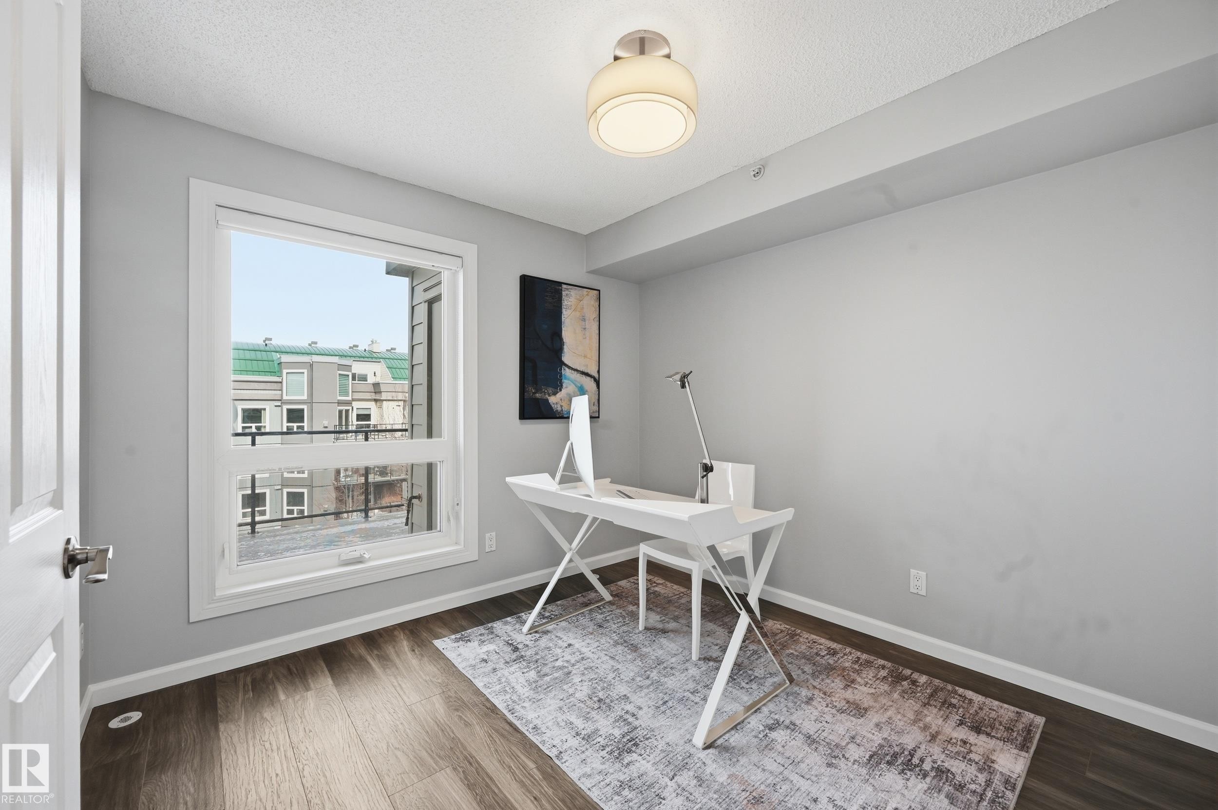7905 96 Street Nw, Edmonton, AB - Indoor Photo Showing Office