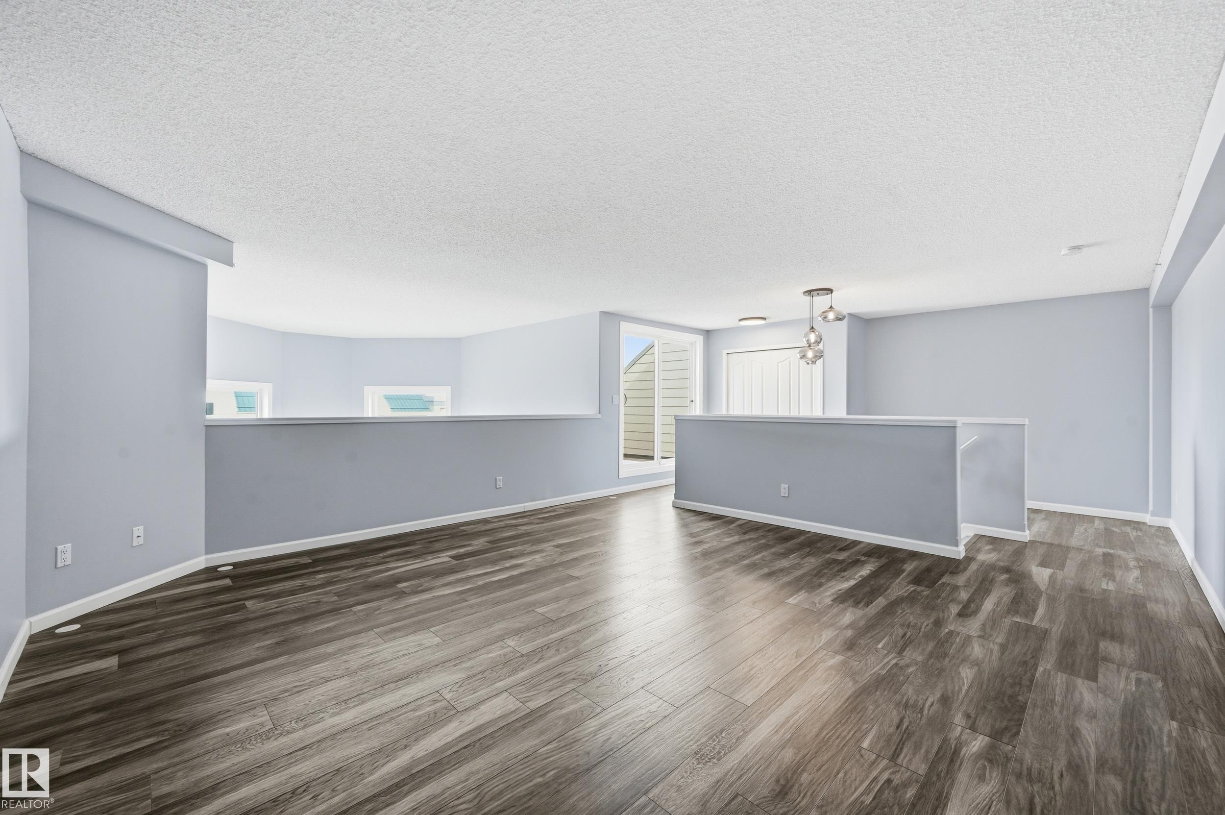 7905 96 Street Nw, Edmonton, AB - Indoor Photo Showing Other Room