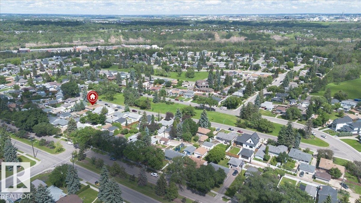 Image quality insufficient for description - 10736 48 Street Nw, Edmonton, AB - Outdoor With View